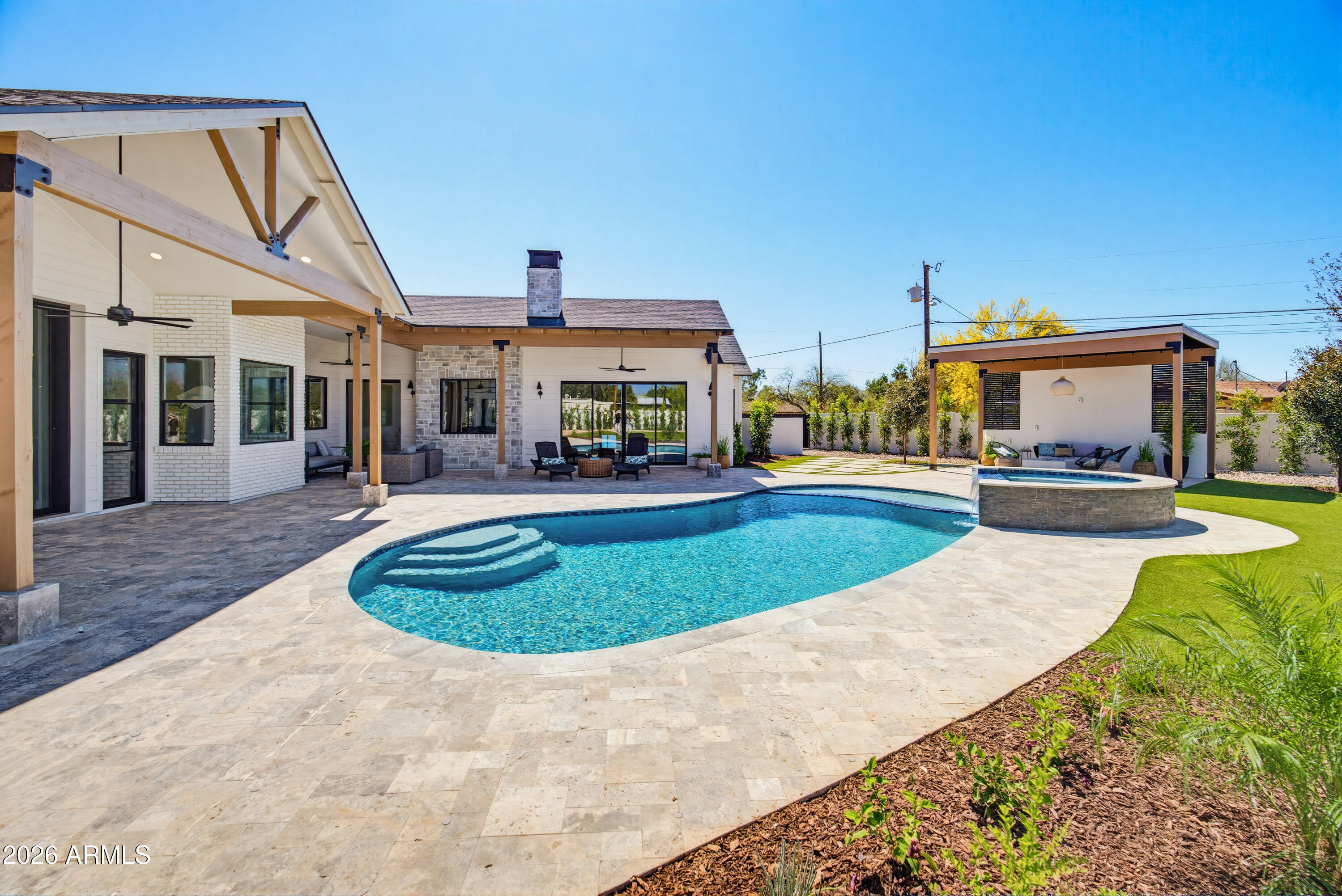 DESERT ESTATES 16 - Residential