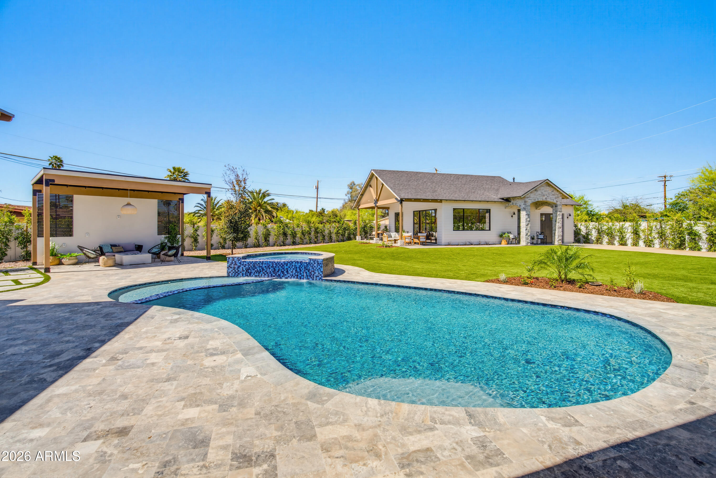 DESERT ESTATES 16 - Residential