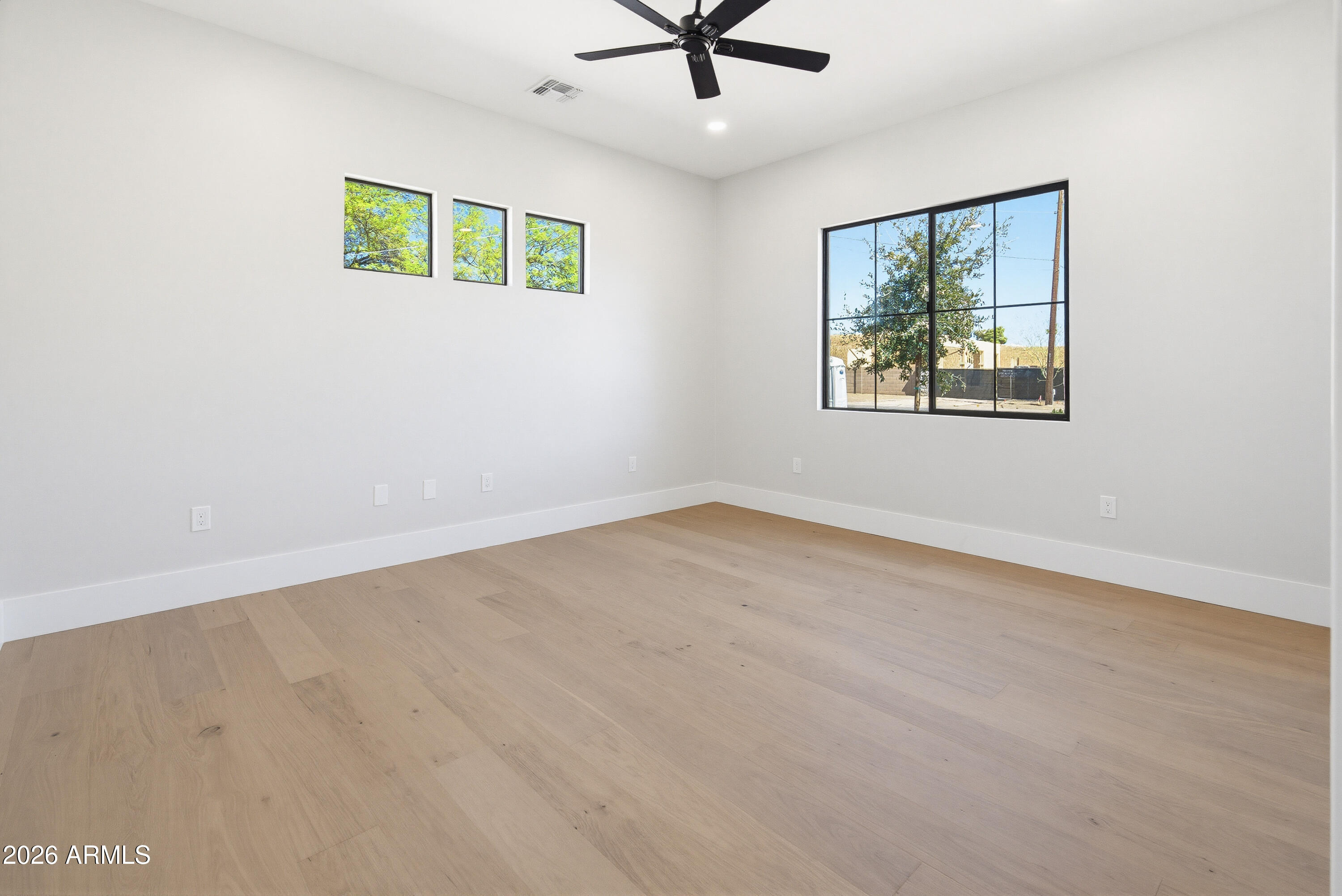 DESERT ESTATES 16 - Residential