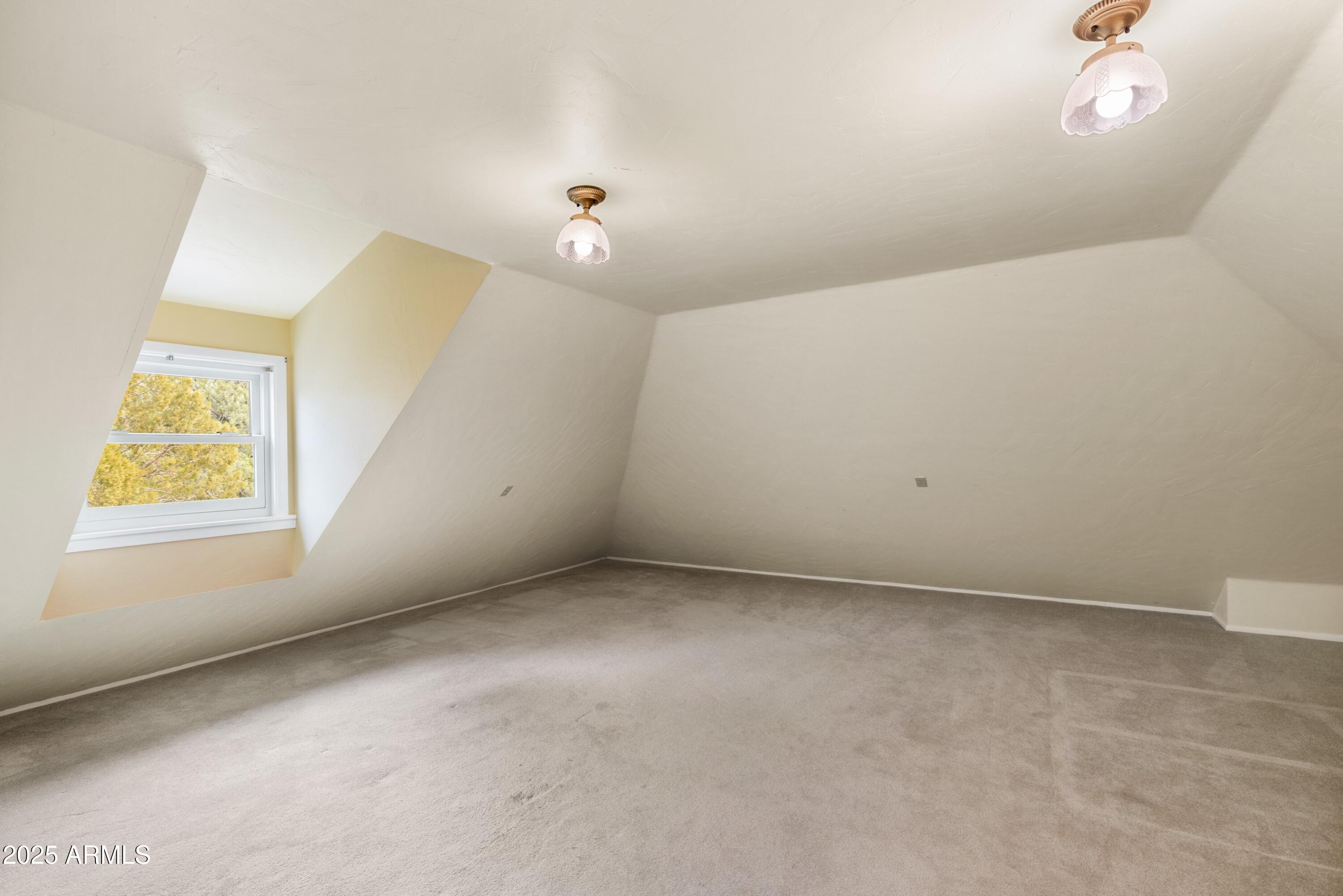 WILDWOOD ESTATES UNIT 6 - Residential