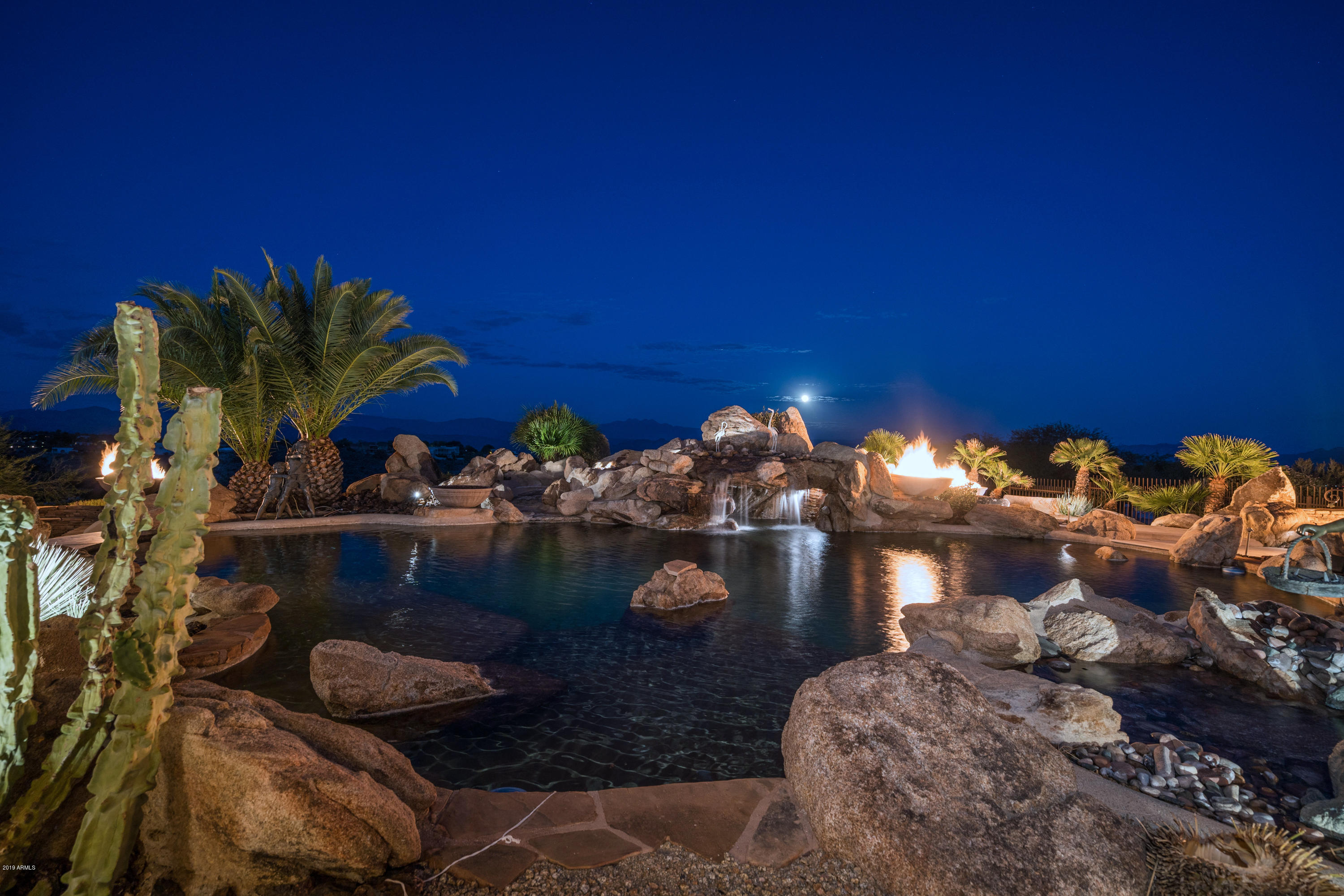 FOUNTAIN HILLS Hill Top - Residential