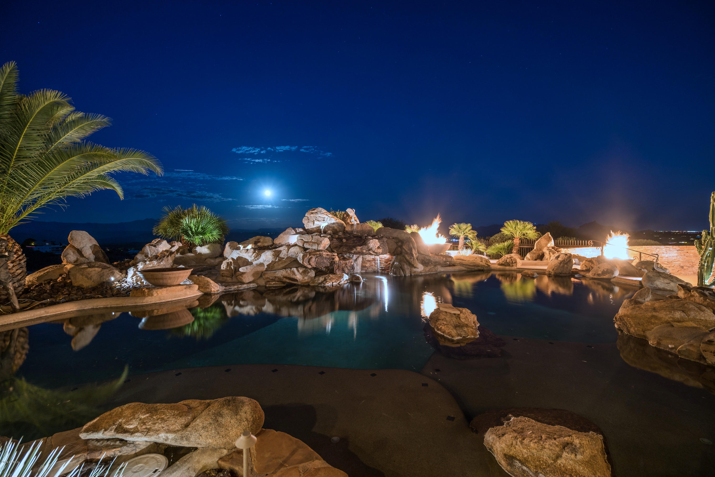 FOUNTAIN HILLS Hill Top - Residential
