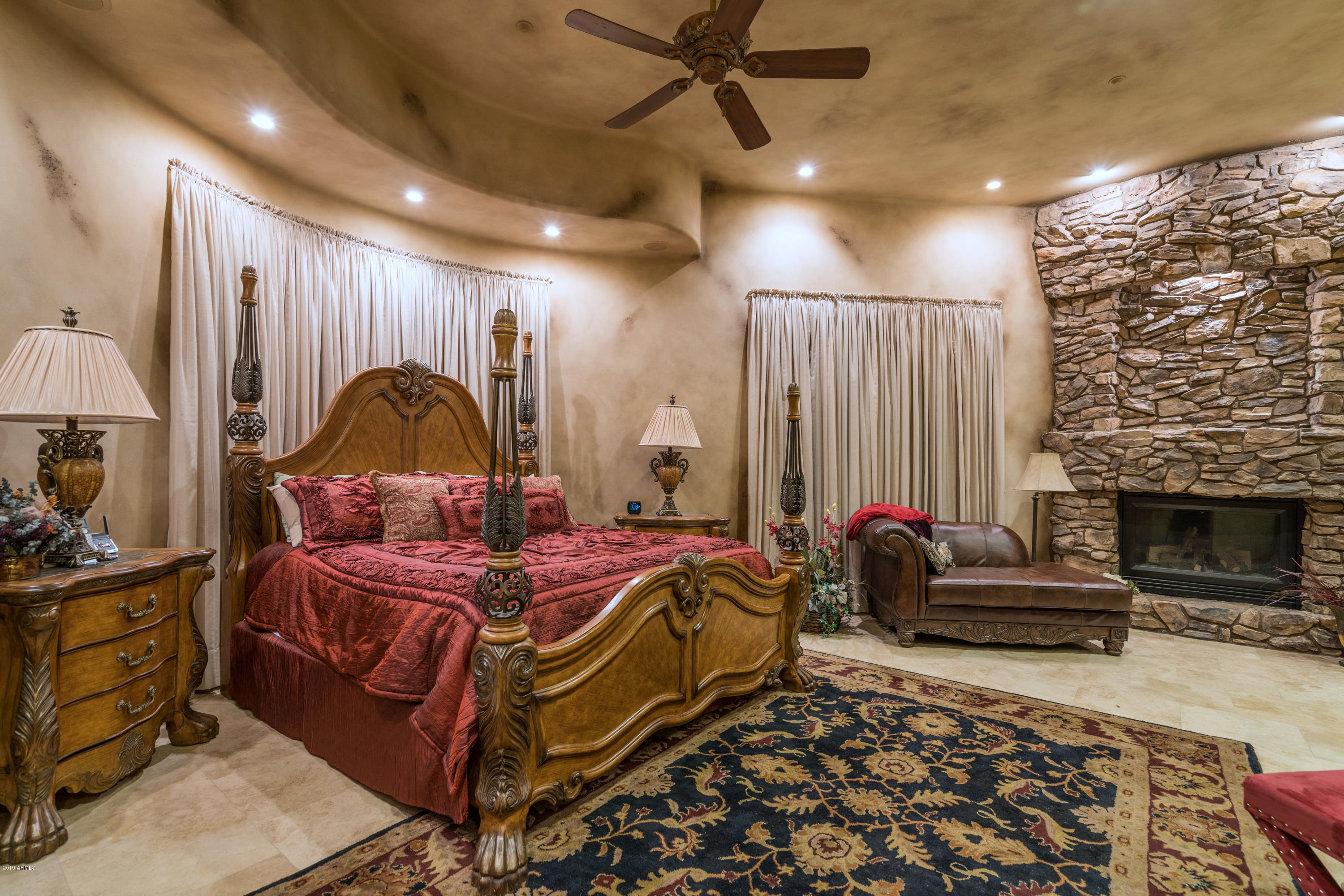 FOUNTAIN HILLS Hill Top - Residential