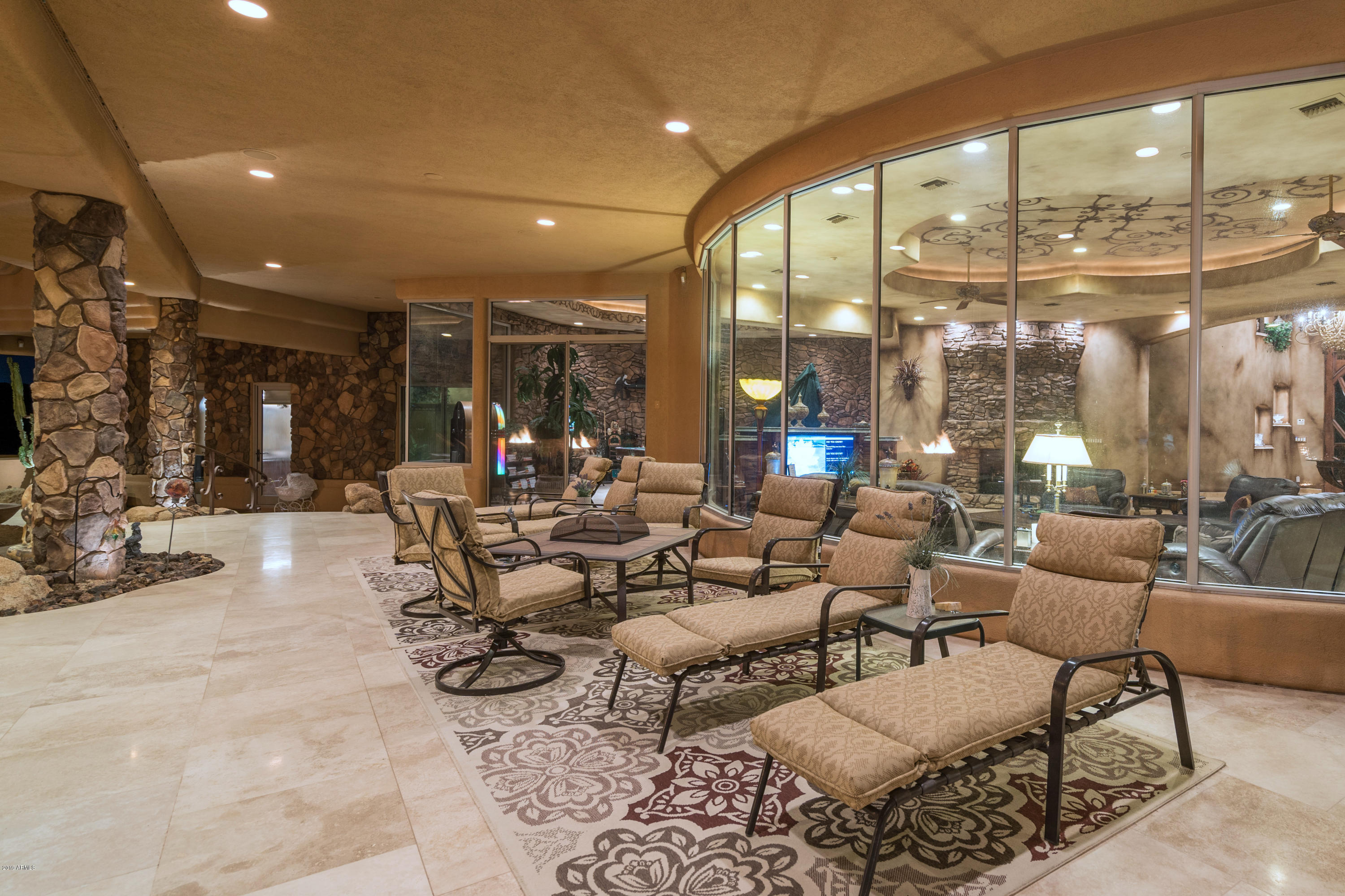 FOUNTAIN HILLS Hill Top - Residential