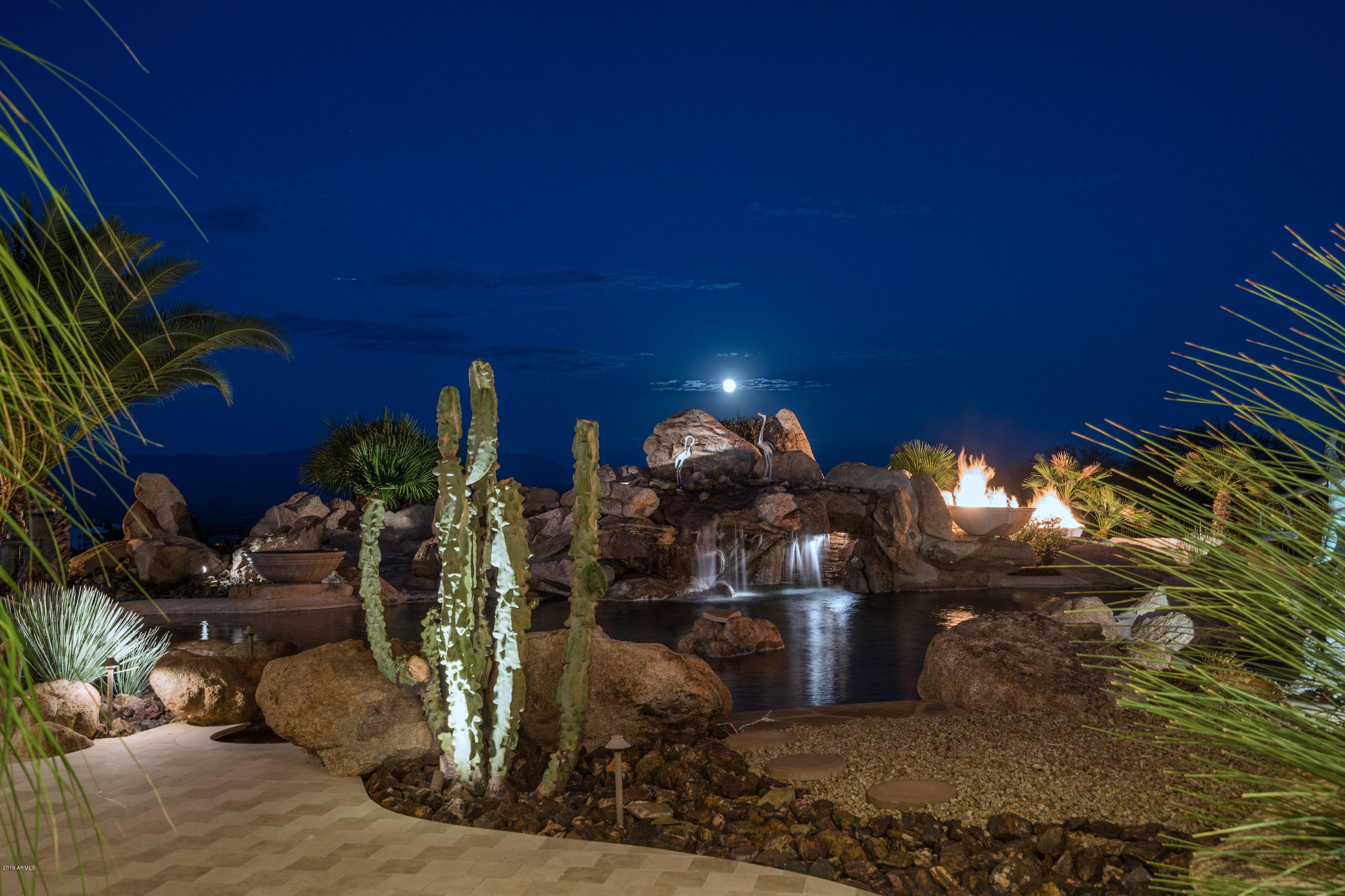 FOUNTAIN HILLS Hill Top - Residential