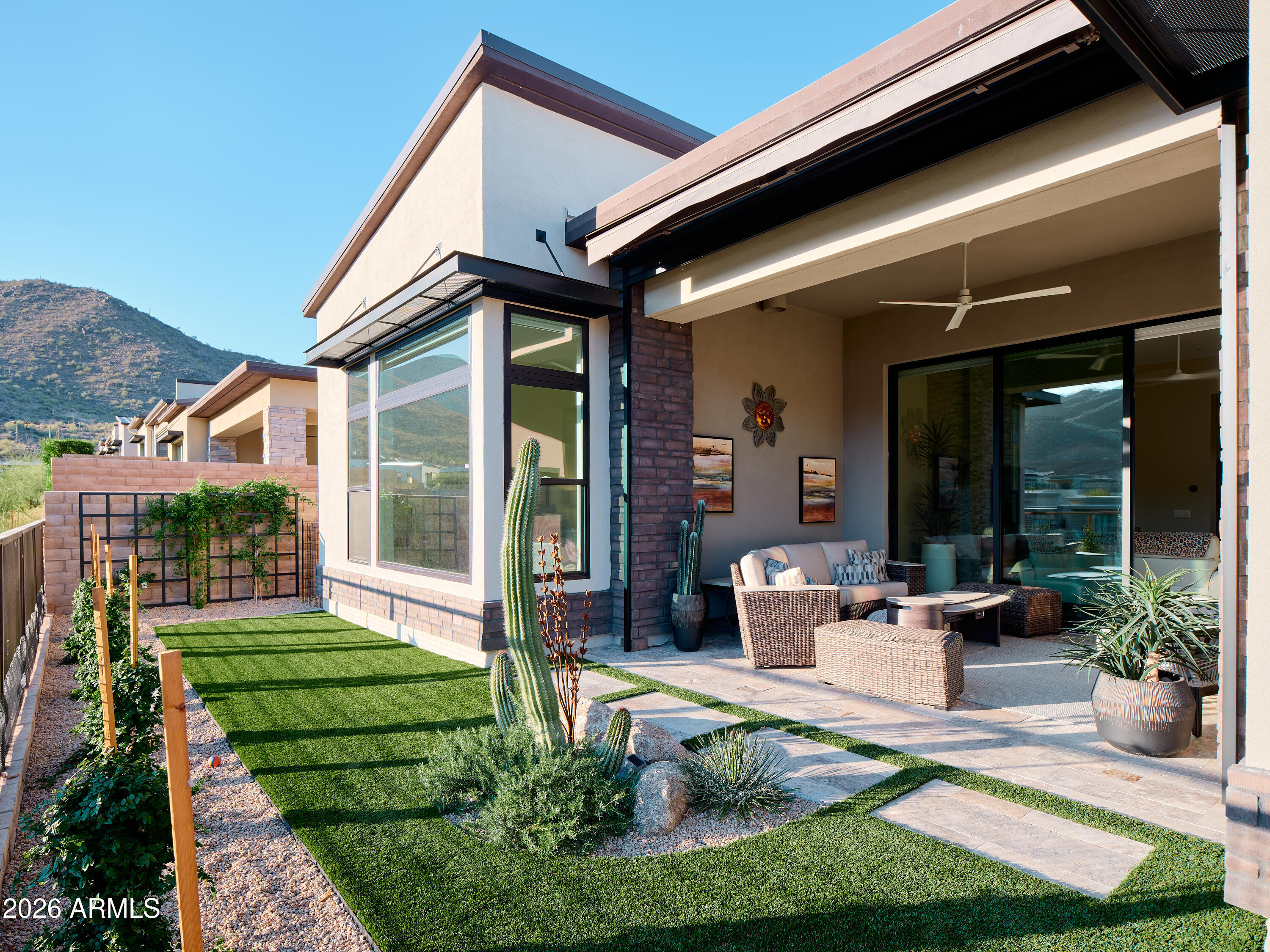 ADERO CANYON PARCEL 6 REPLAT - Residential