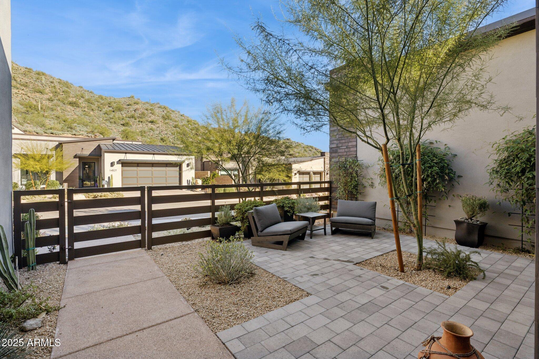ADERO CANYON PARCEL 6 REPLAT - Residential