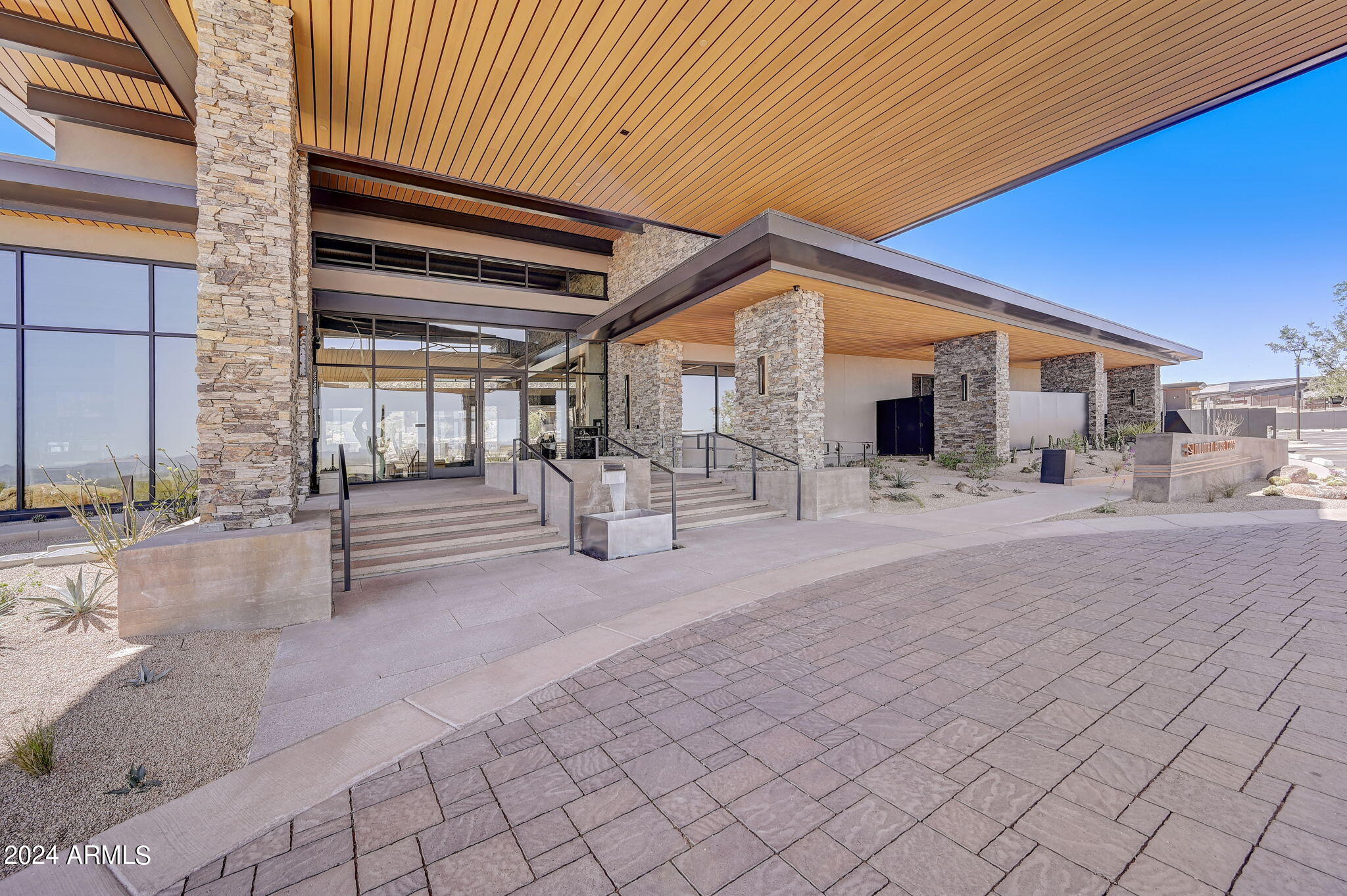 SERENO CANYON - Residential
