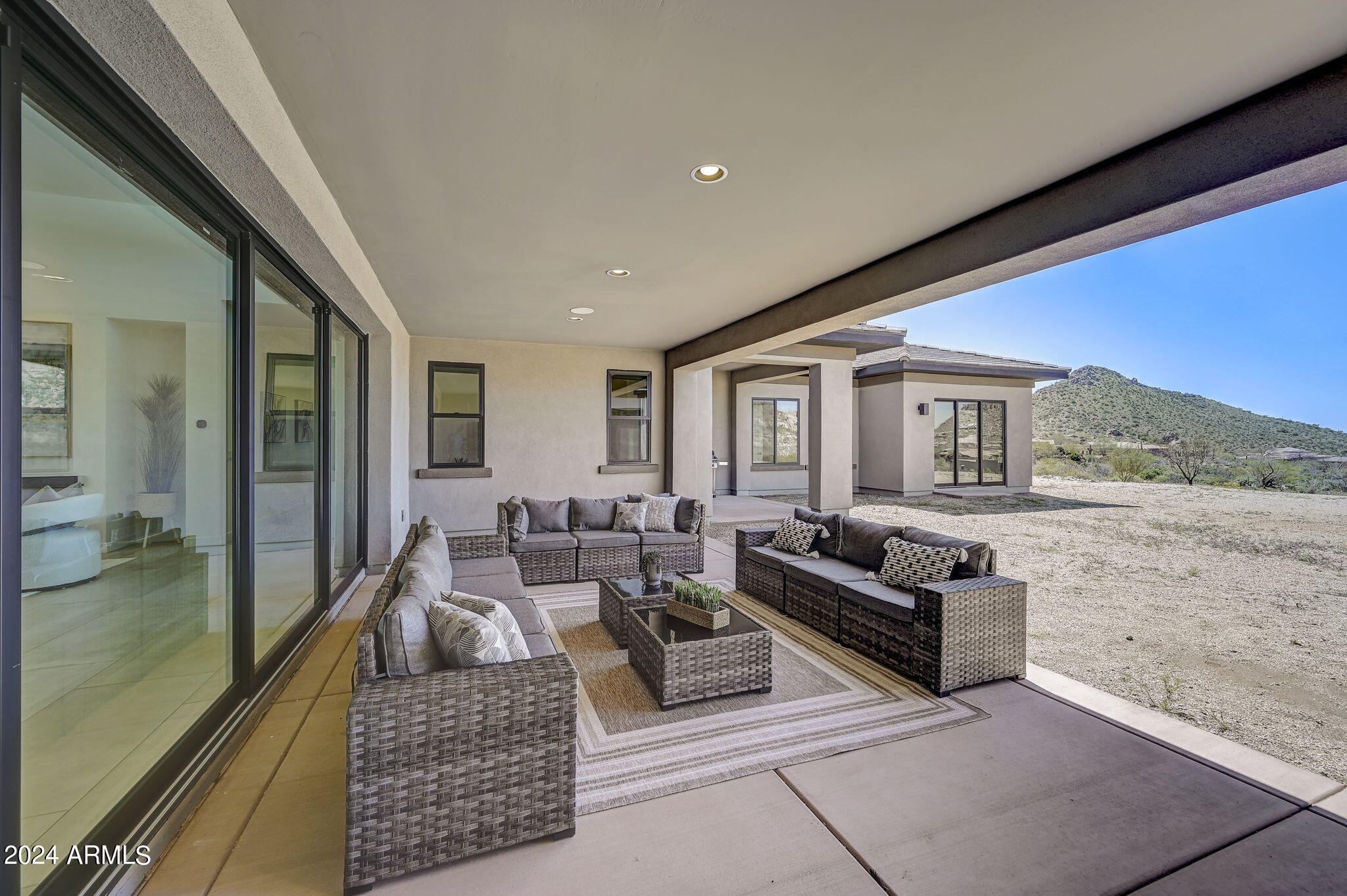 SERENO CANYON - Residential