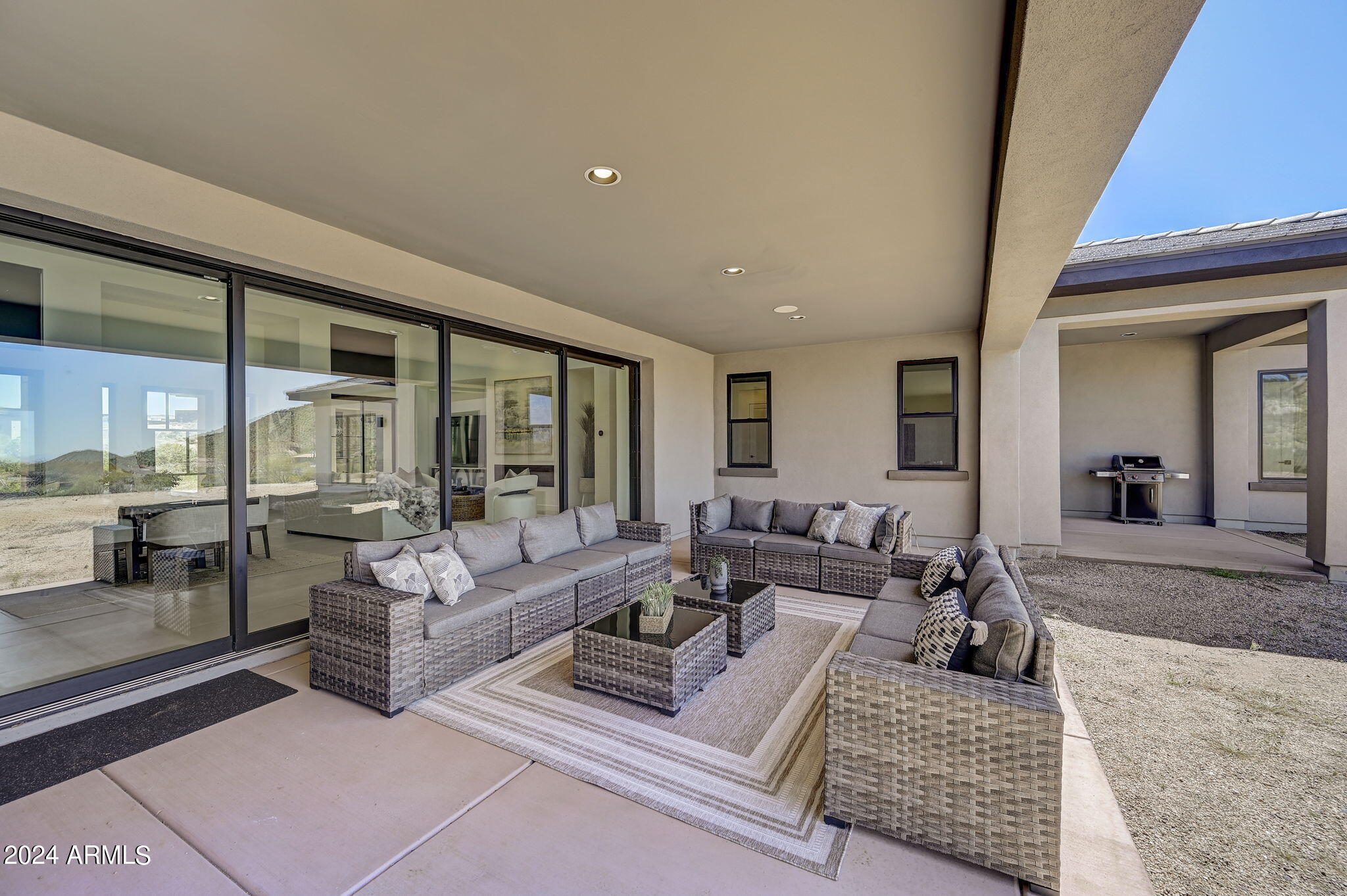 SERENO CANYON - Residential