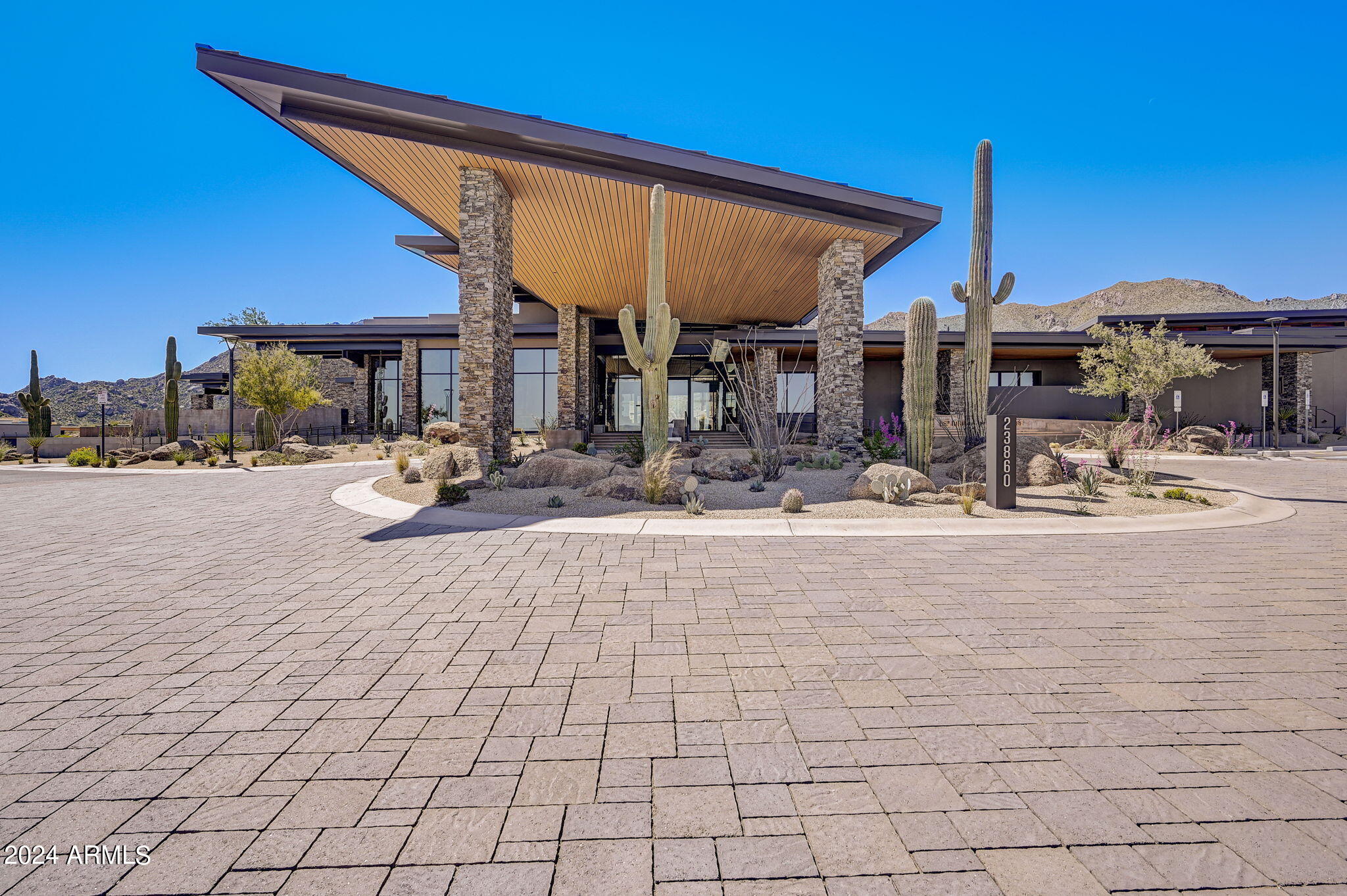 SERENO CANYON - Residential