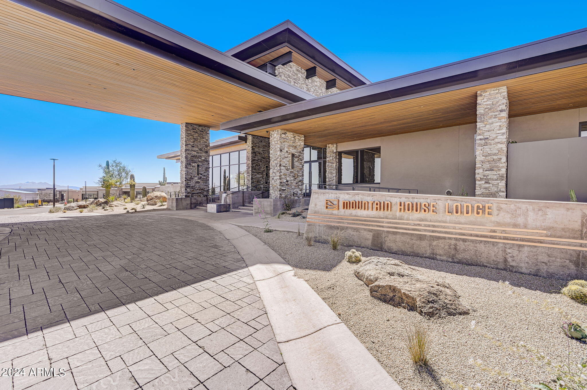 SERENO CANYON - Residential