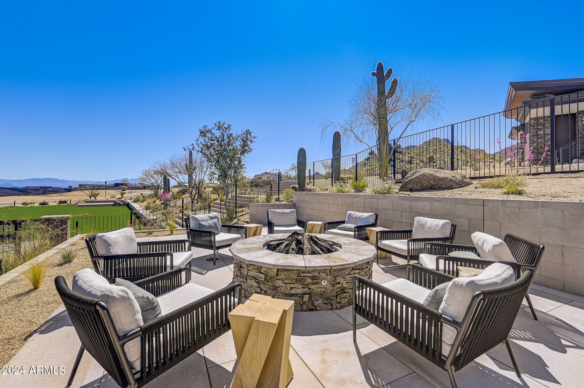 SERENO CANYON - Residential