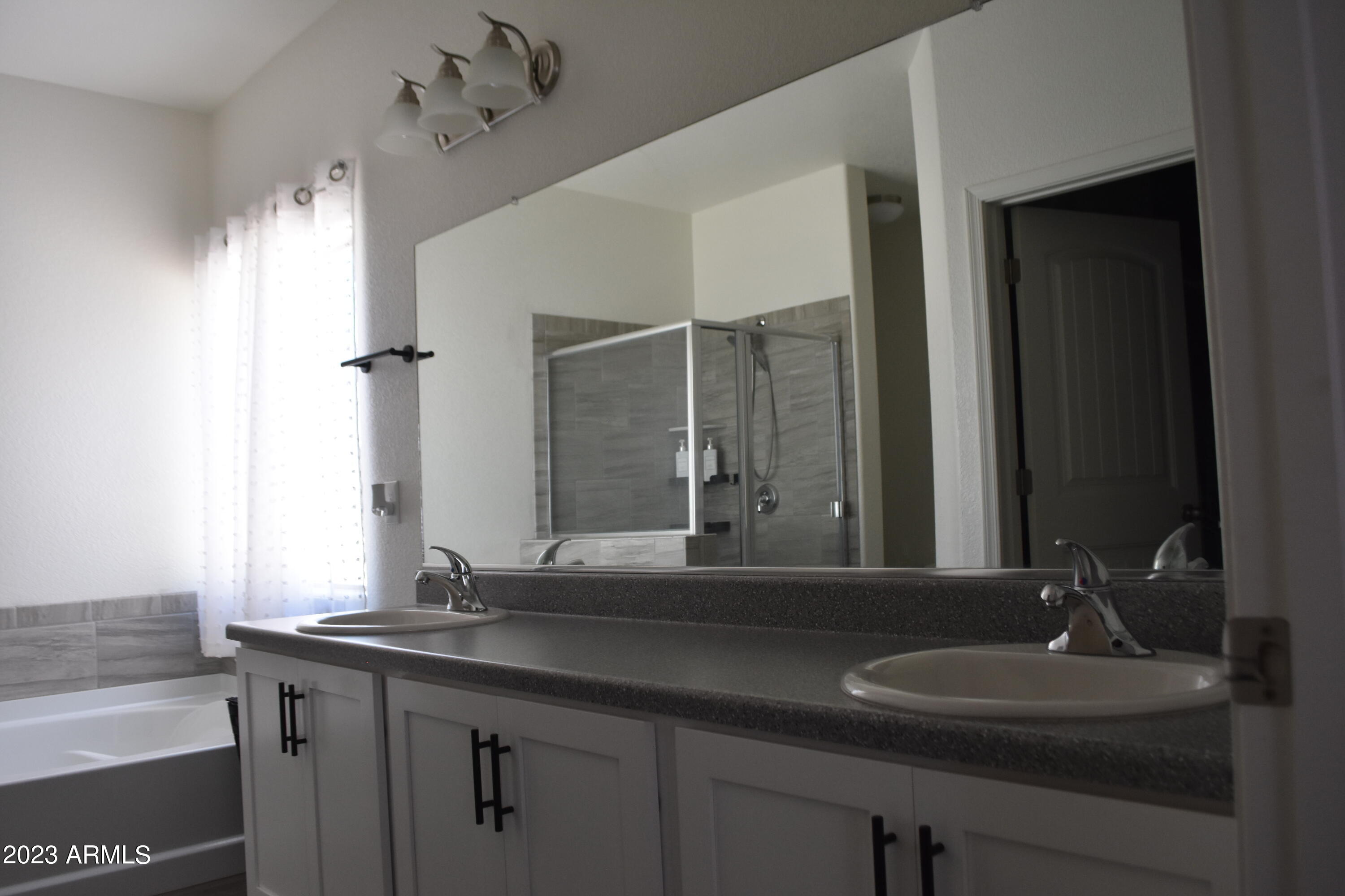 Holiday - Residential Lease