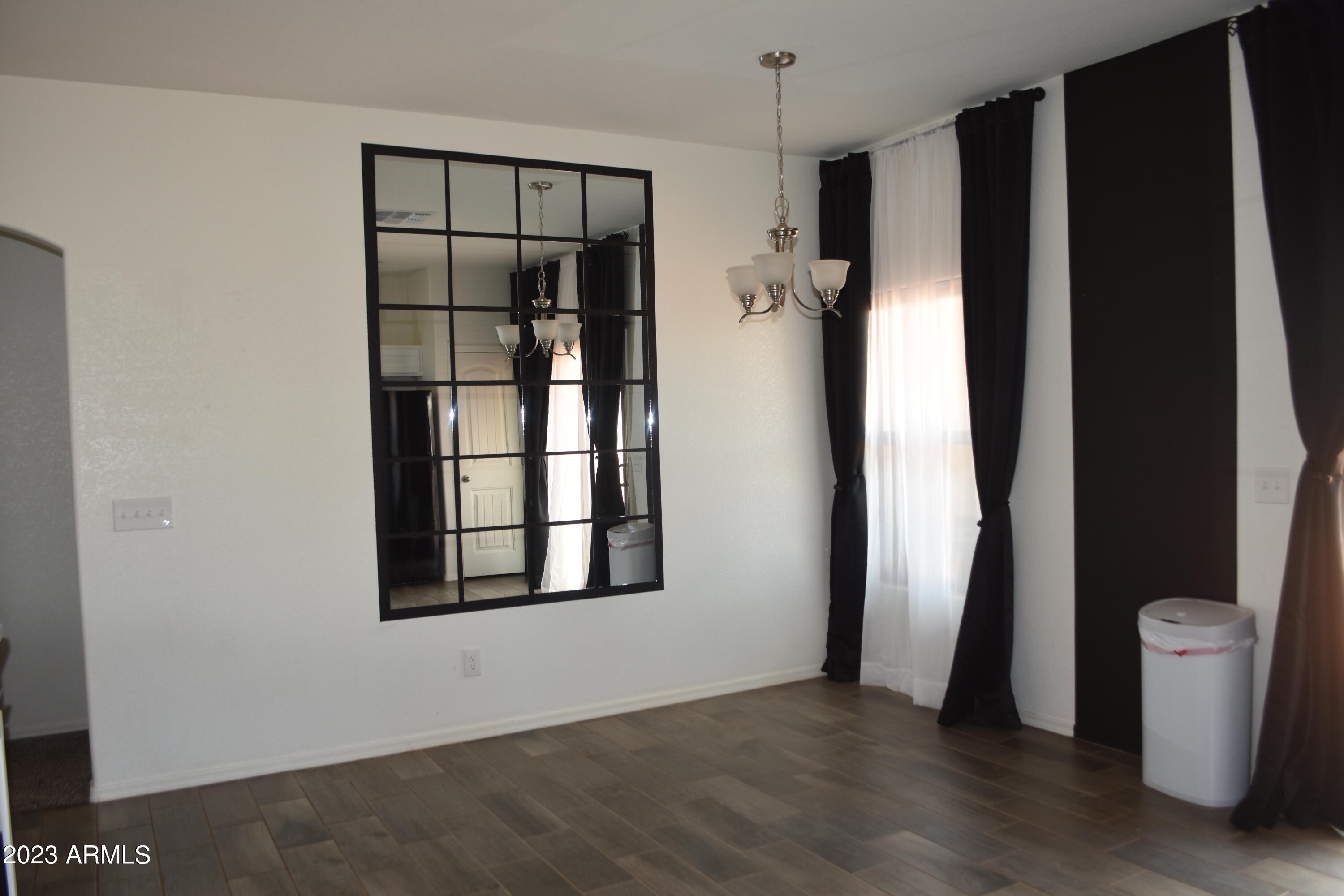 Holiday - Residential Lease
