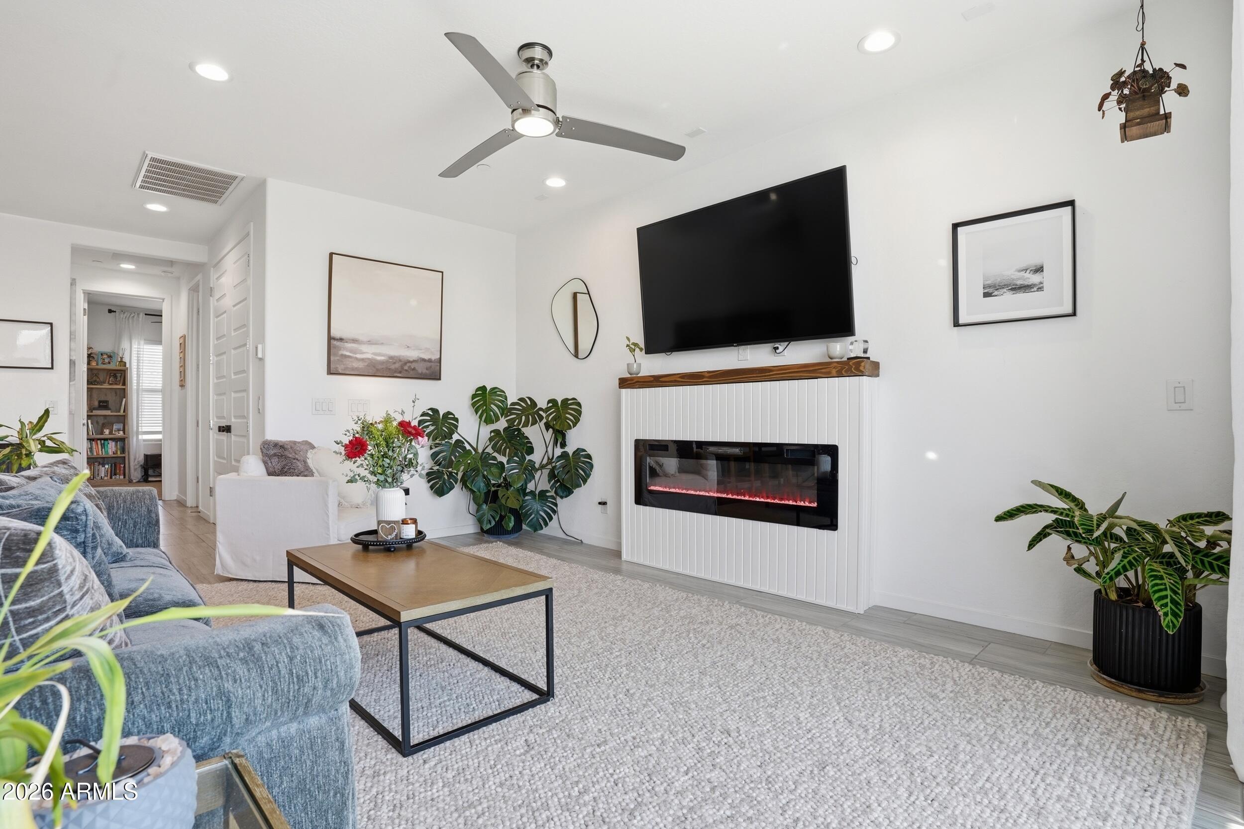 TOWNS AT EASTMARK - Residential