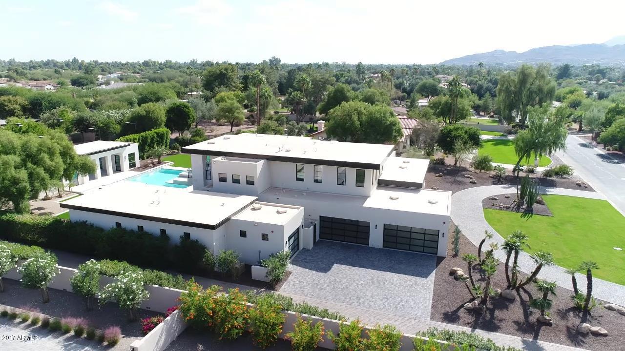 BRUCEHELEN'S BRIGADOON LOT 1 & 2 - Residential