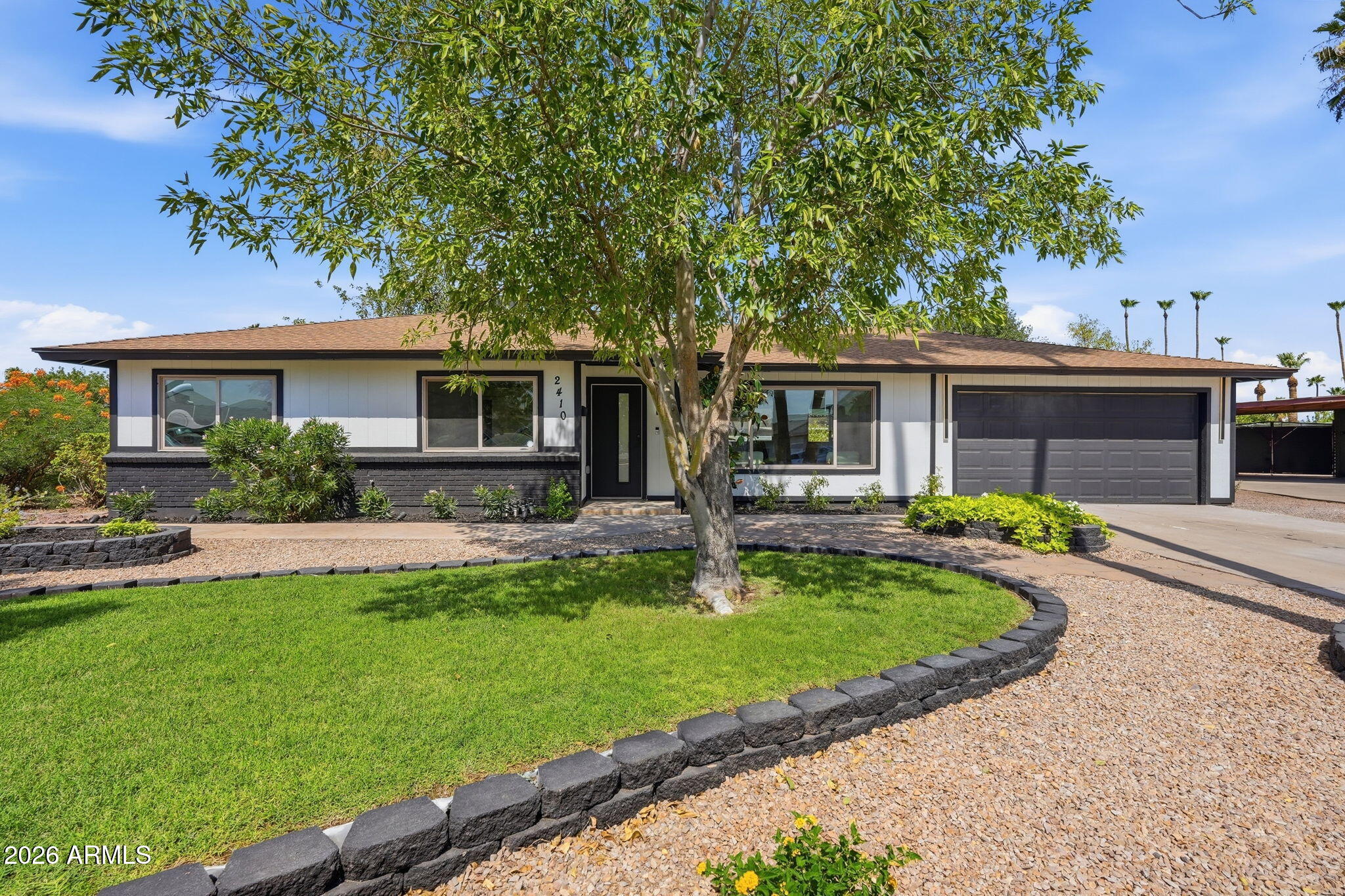 TEMPE ROYAL PALMS 10 - Residential