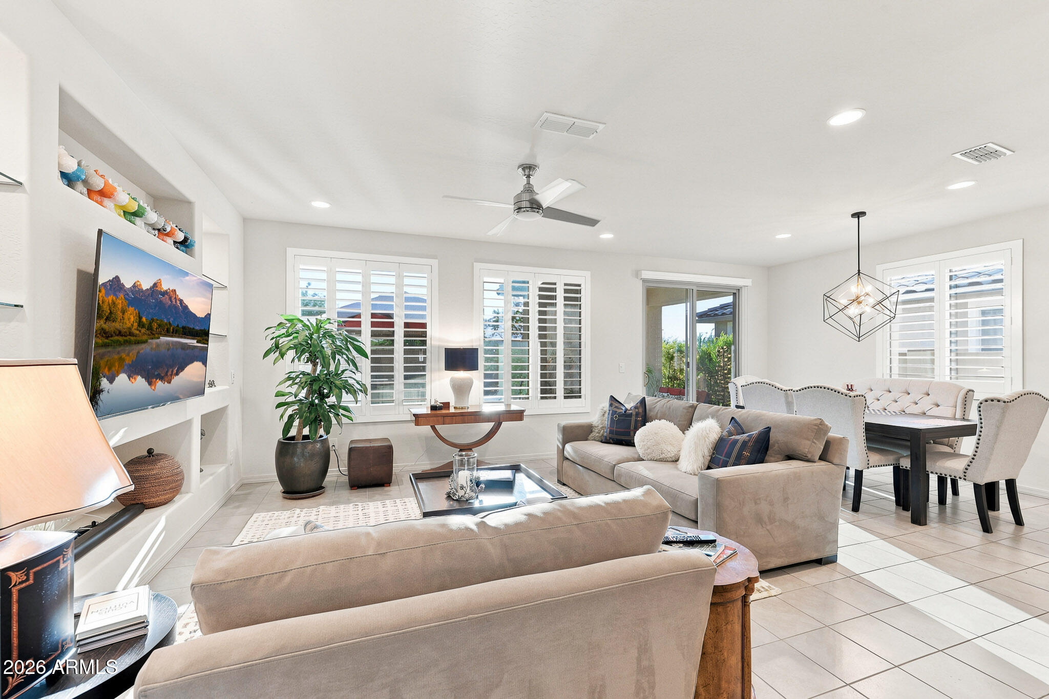 FESTIVAL FOOTHILLS UNIT 27 - Residential