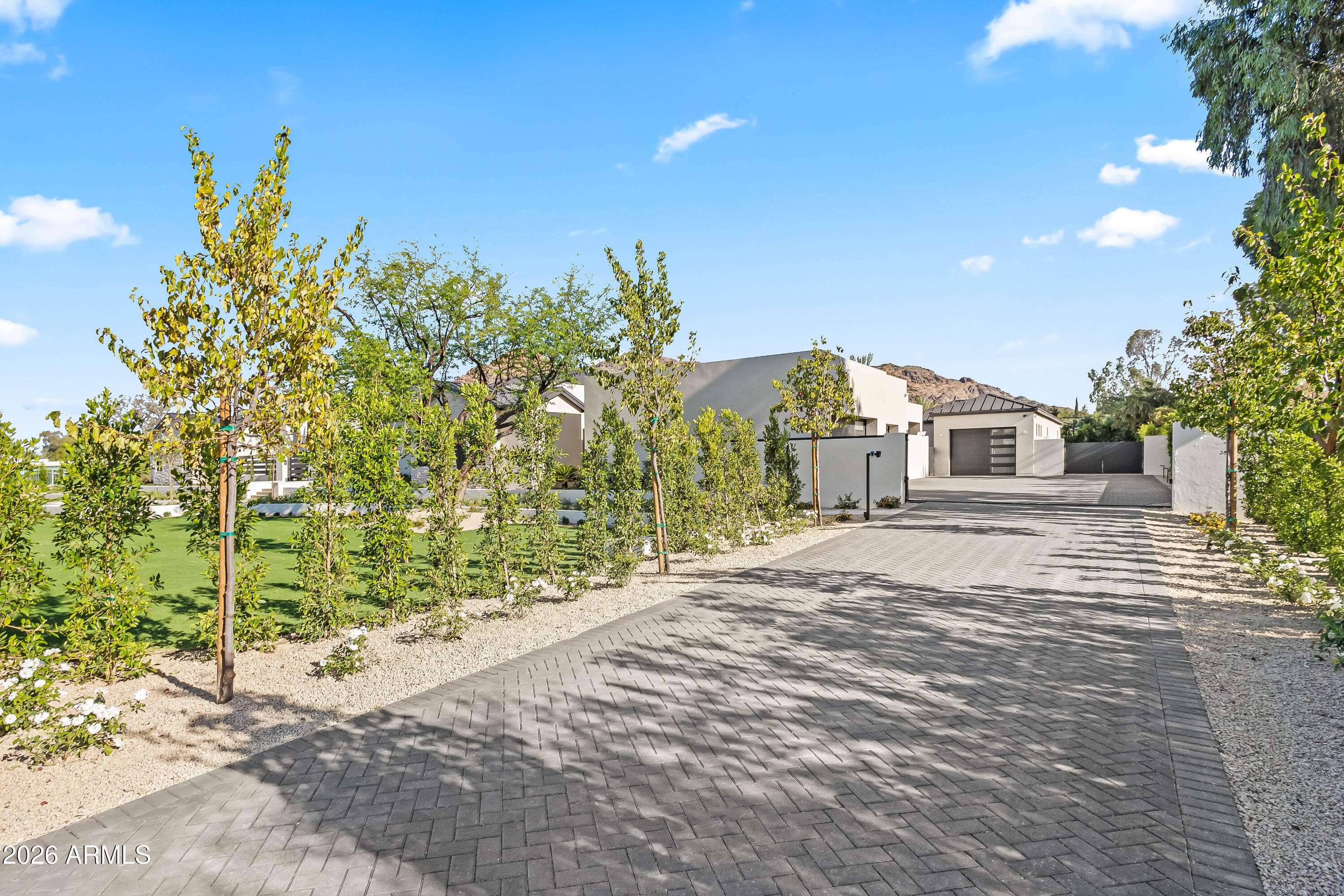 MOCKINGBIRD SQUARE - Residential