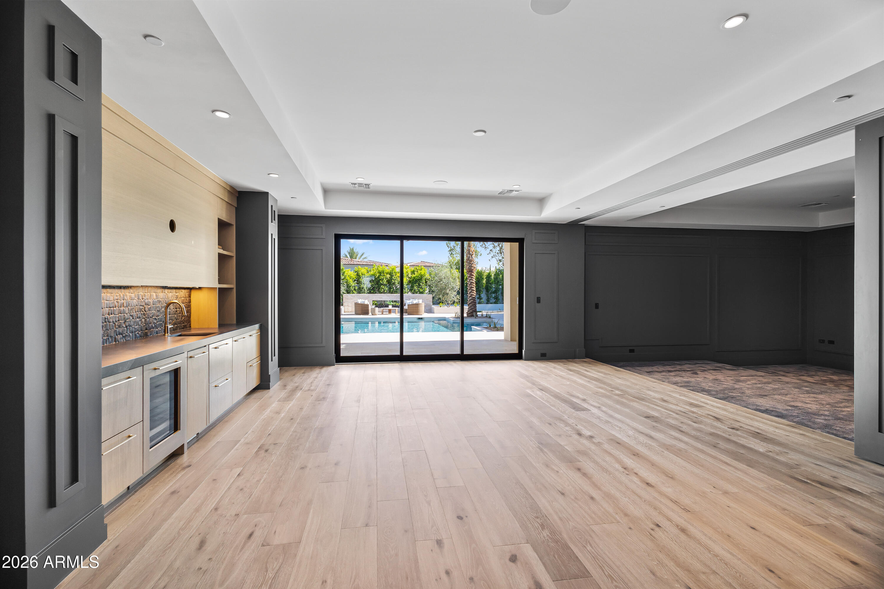 MOCKINGBIRD SQUARE - Residential
