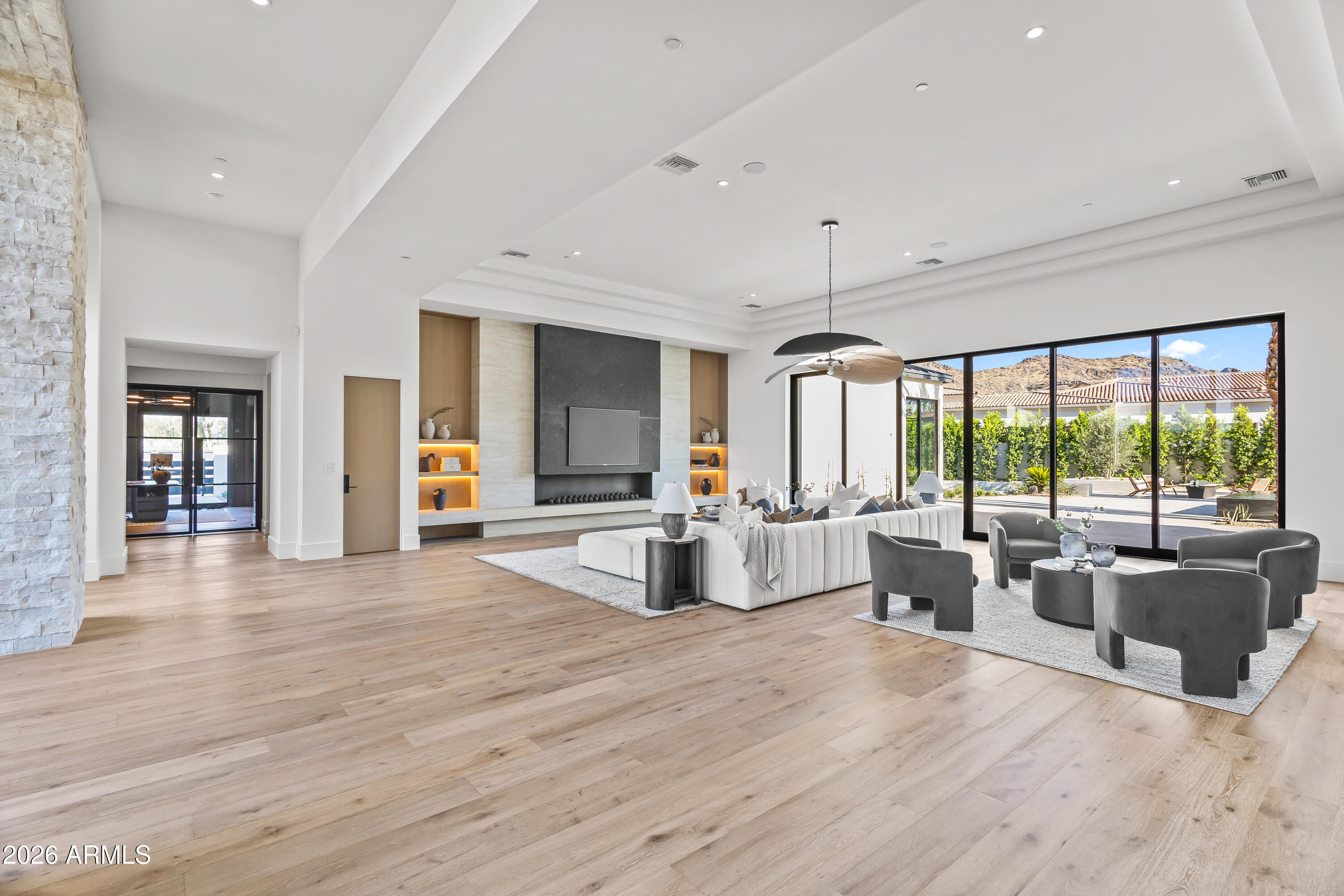 MOCKINGBIRD SQUARE - Residential