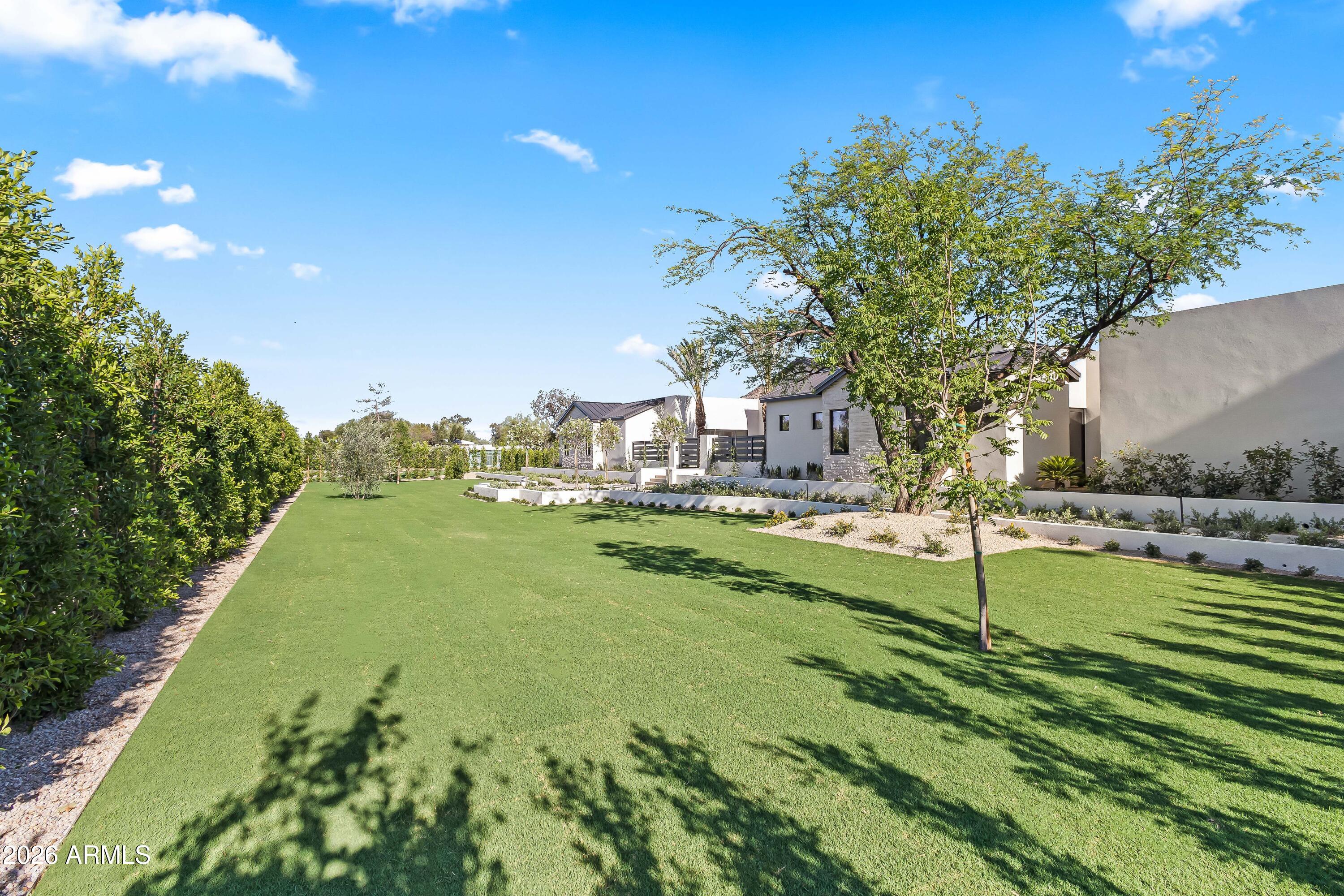 MOCKINGBIRD SQUARE - Residential