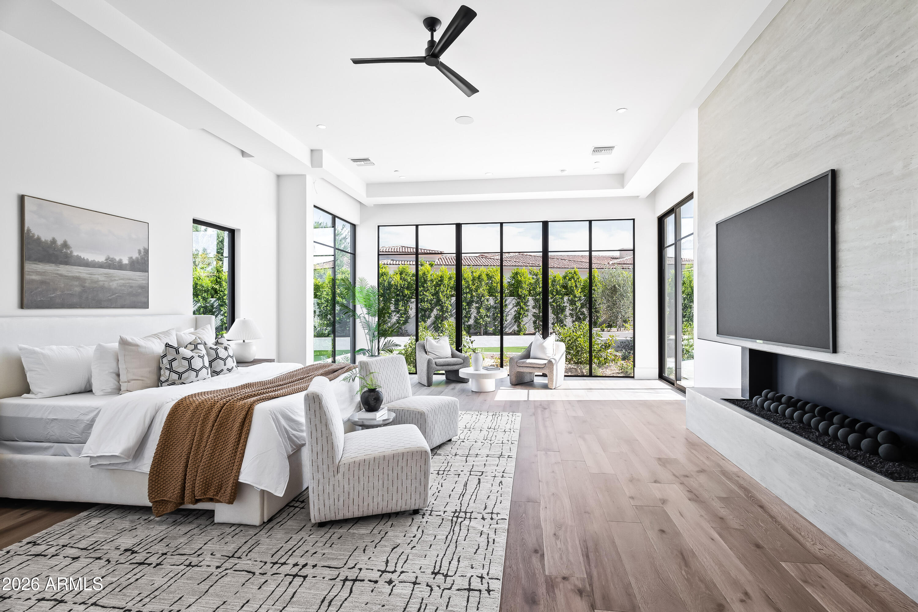 MOCKINGBIRD SQUARE - Residential