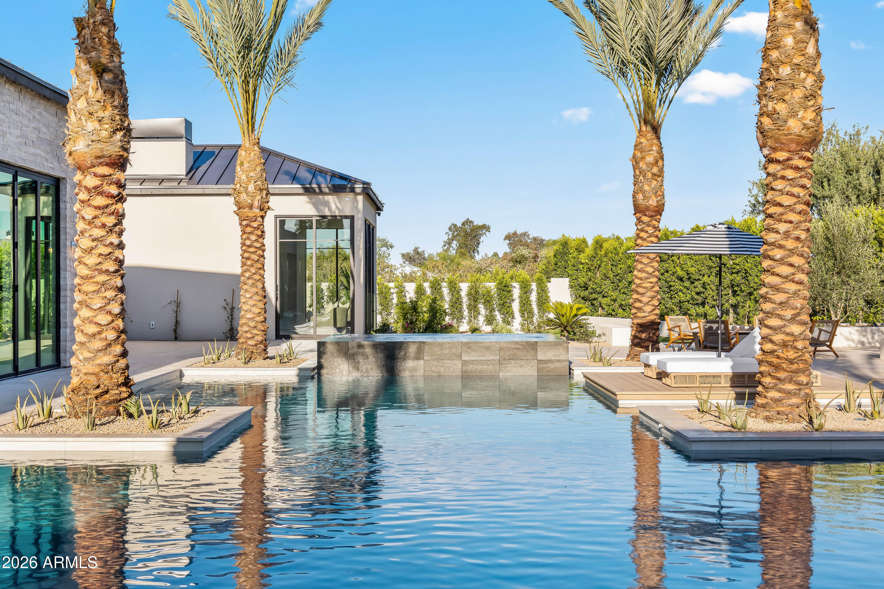 MOCKINGBIRD SQUARE - Residential