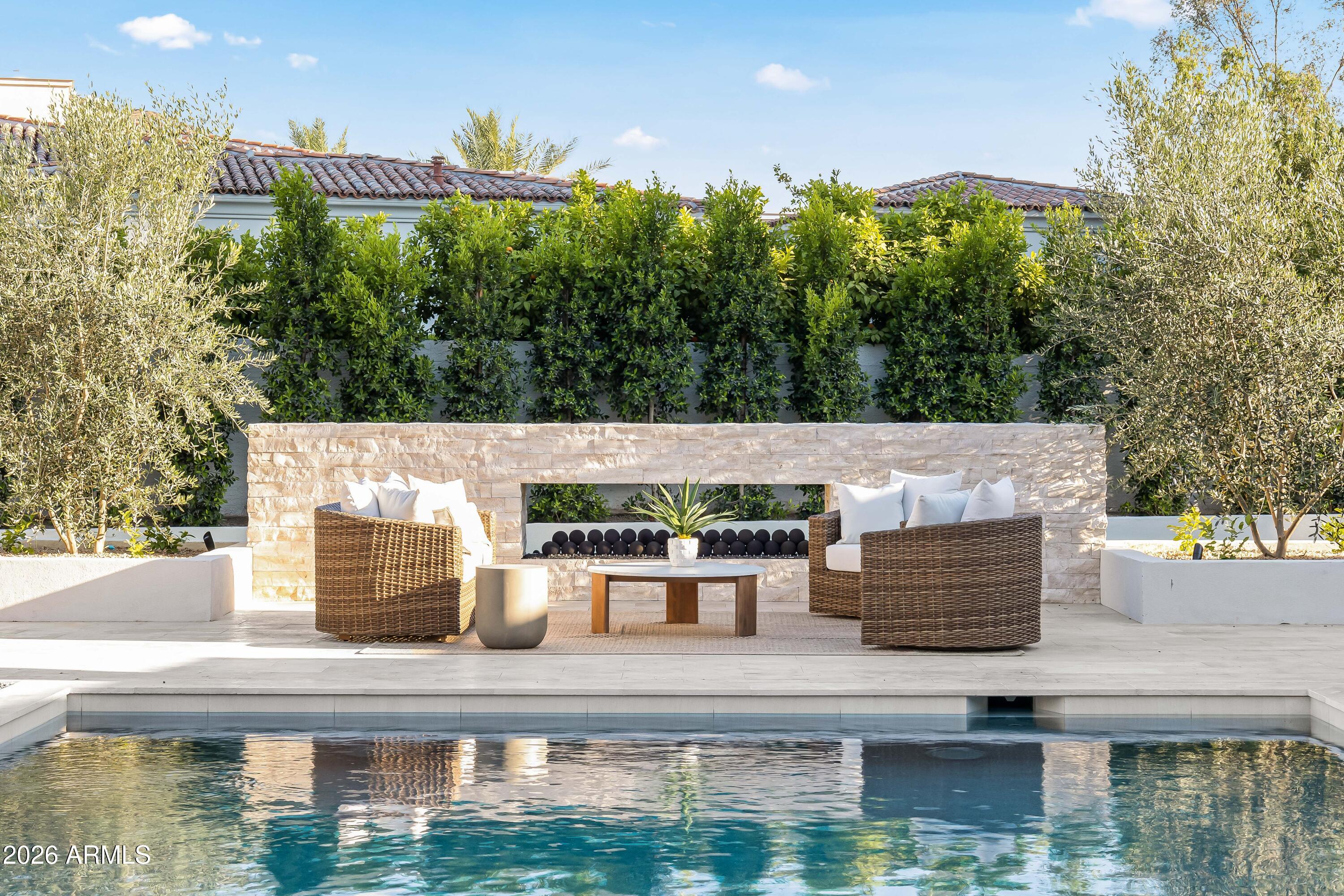MOCKINGBIRD SQUARE - Residential