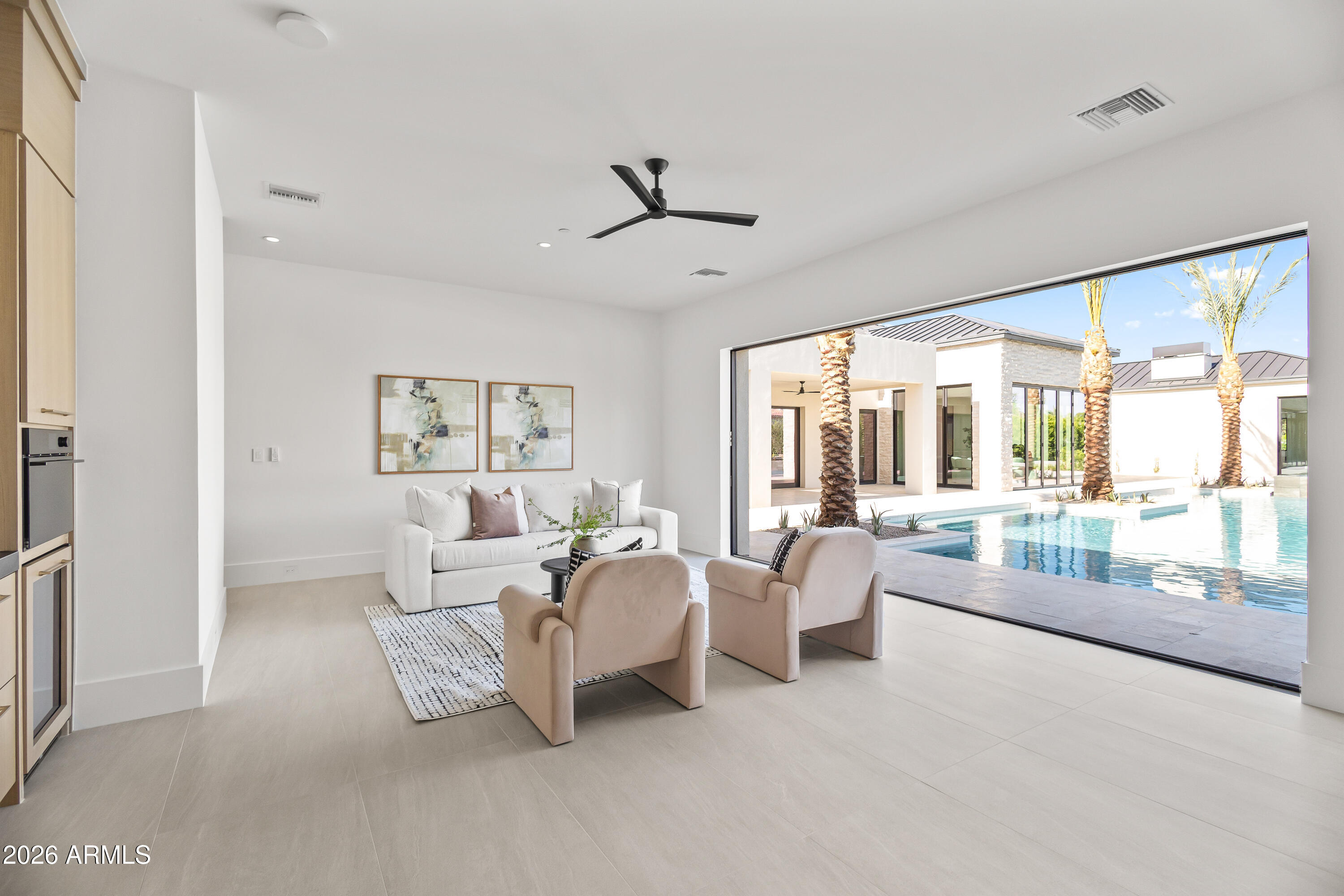 MOCKINGBIRD SQUARE - Residential
