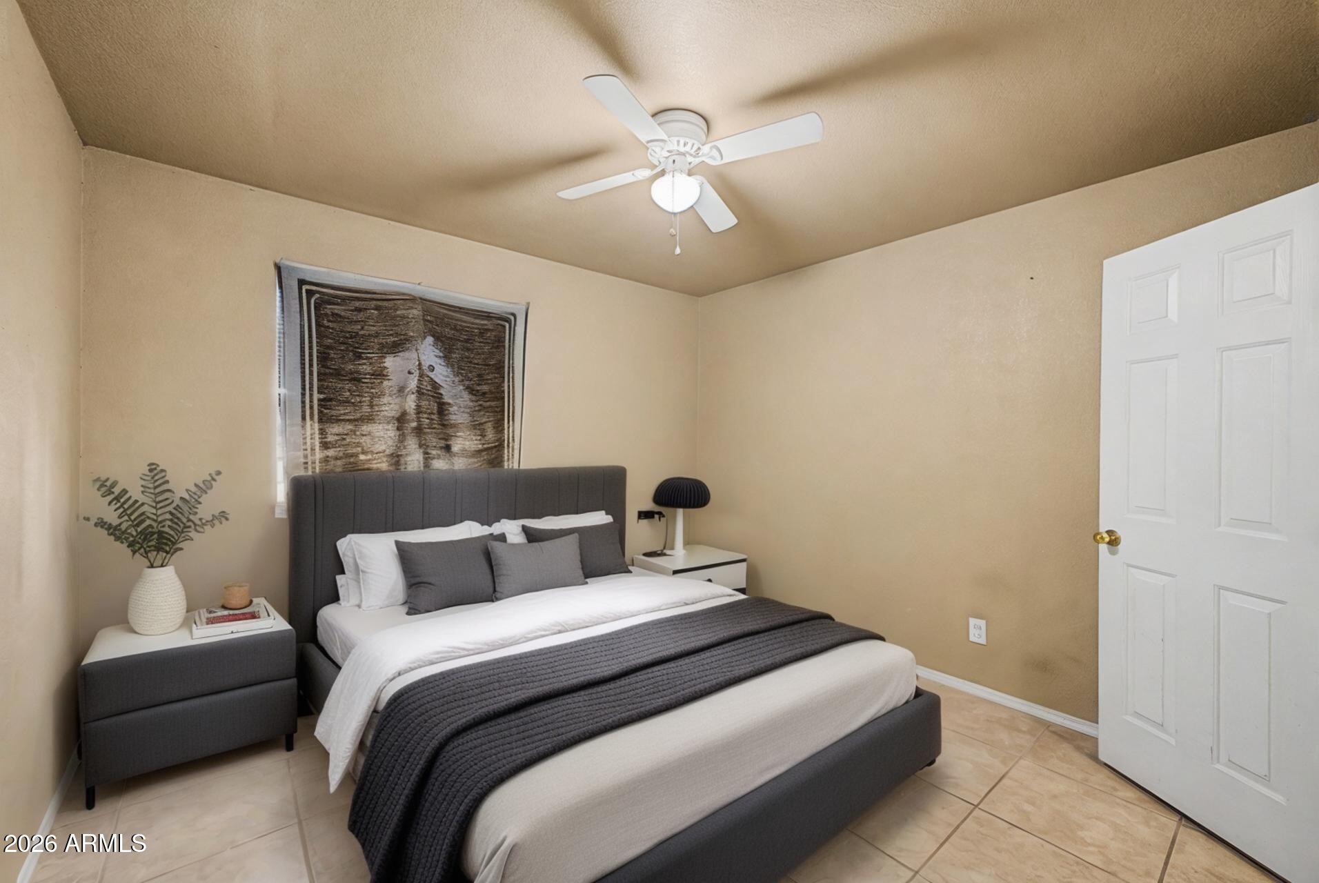 SUNSET KNOLL 3 - Residential