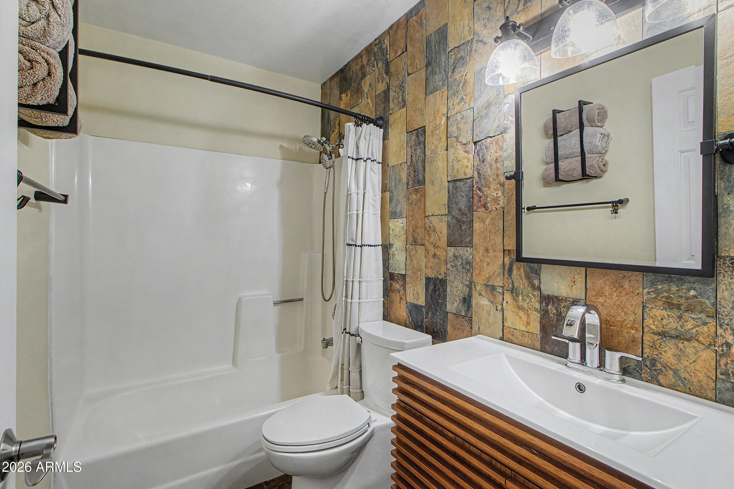 SUN MEADOWS UNIT 3 - Residential
