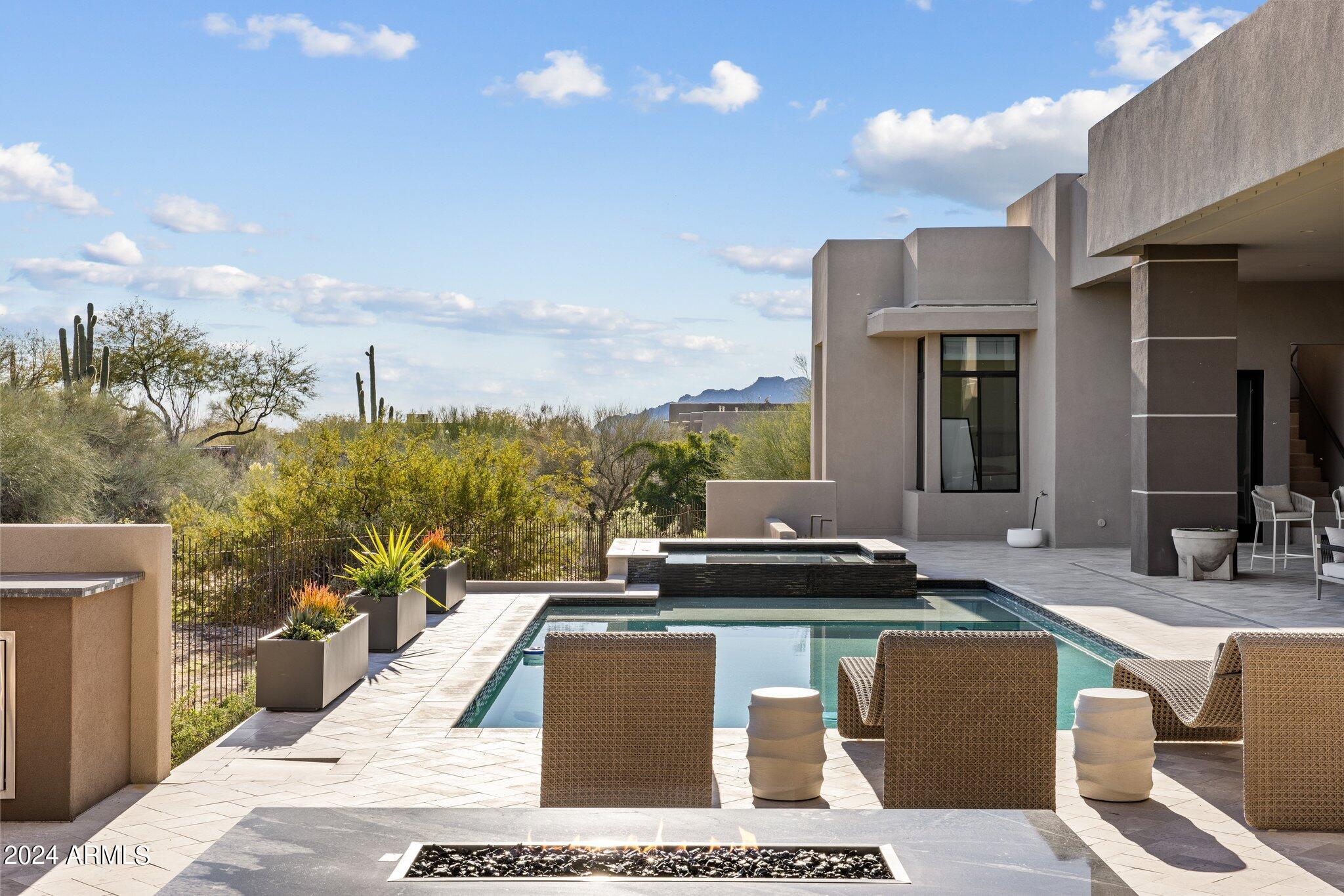 DESERT MOUNTAIN PHASE 1 UNIT FOUR - Residential
