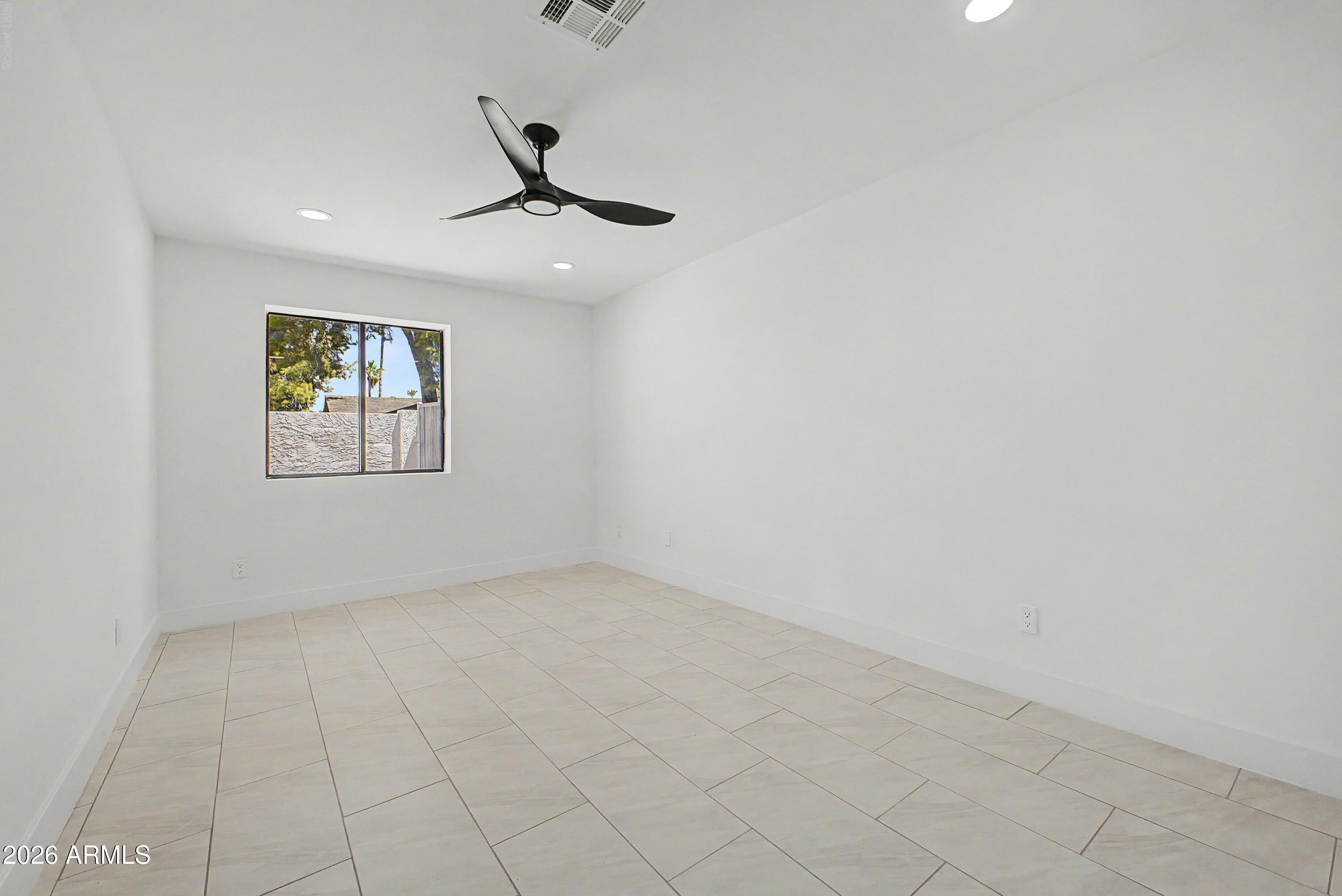 SHADOW ROCK ESTATES VARIOUS LOTS AND TRACTS - Residential