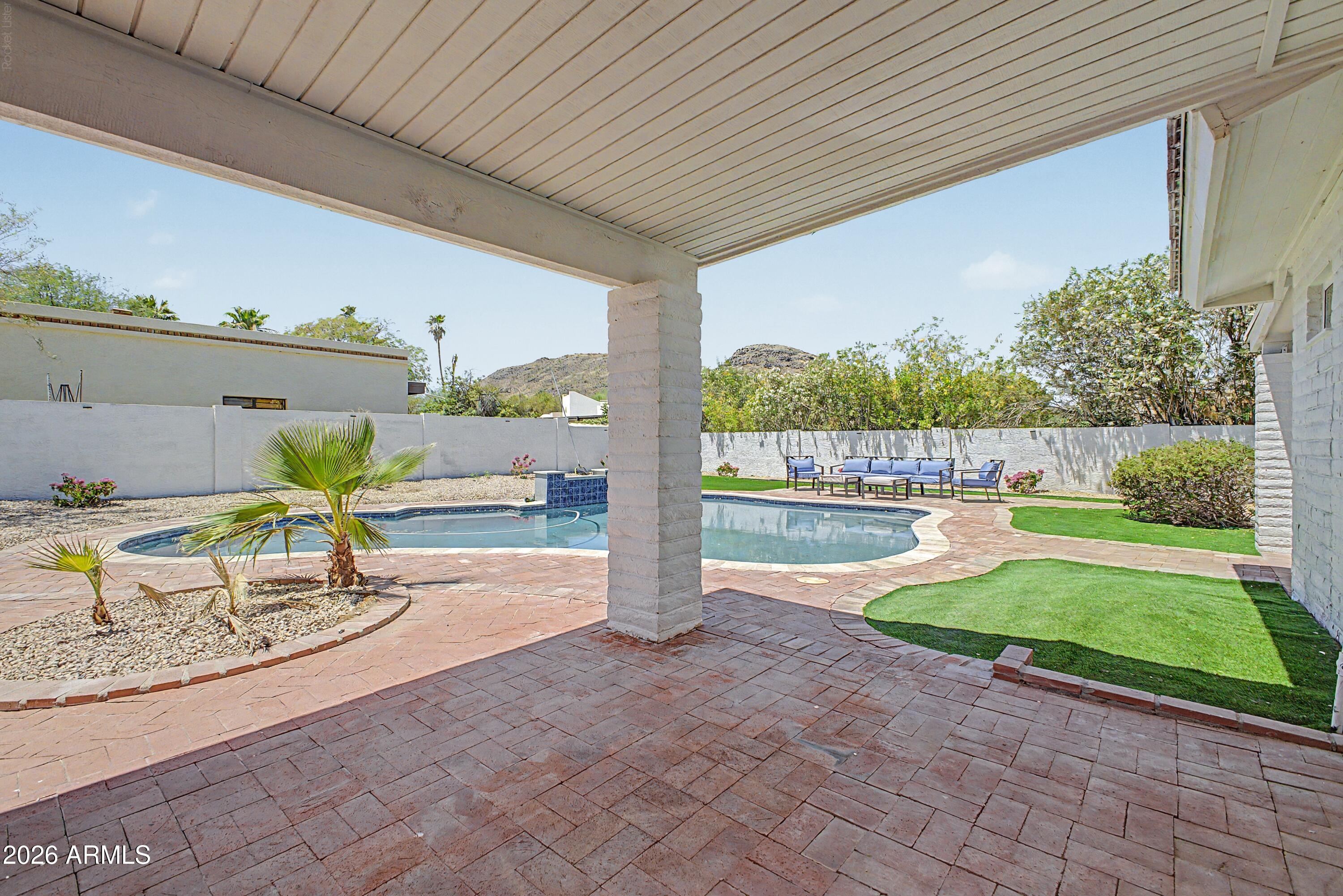 SHADOW ROCK ESTATES VARIOUS LOTS AND TRACTS - Residential