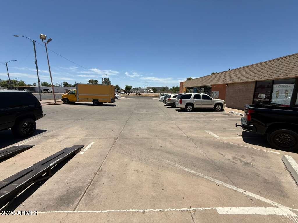 DOUGLAS - Commercial Lease