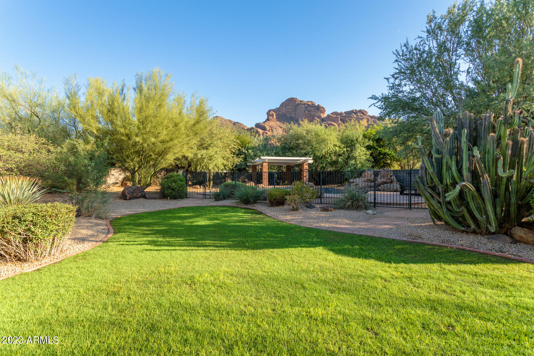 HACIENDA ESTATES - Residential