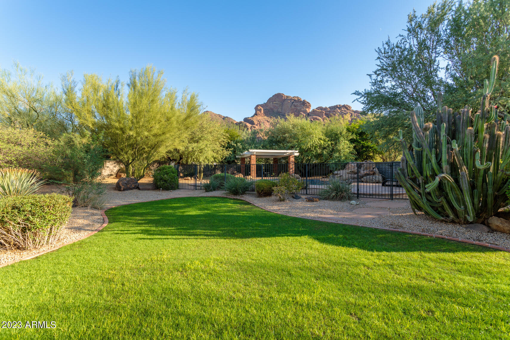 HACIENDA ESTATES - Residential
