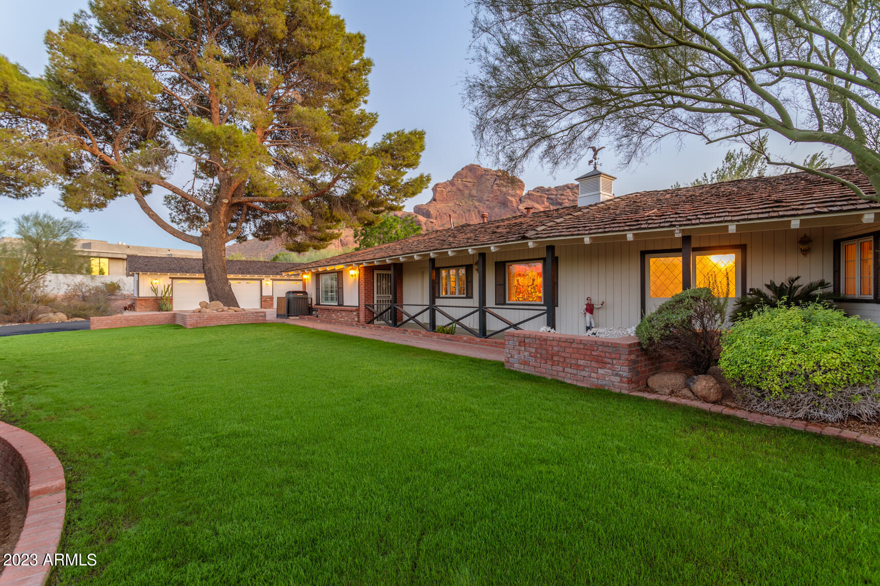 HACIENDA ESTATES - Residential