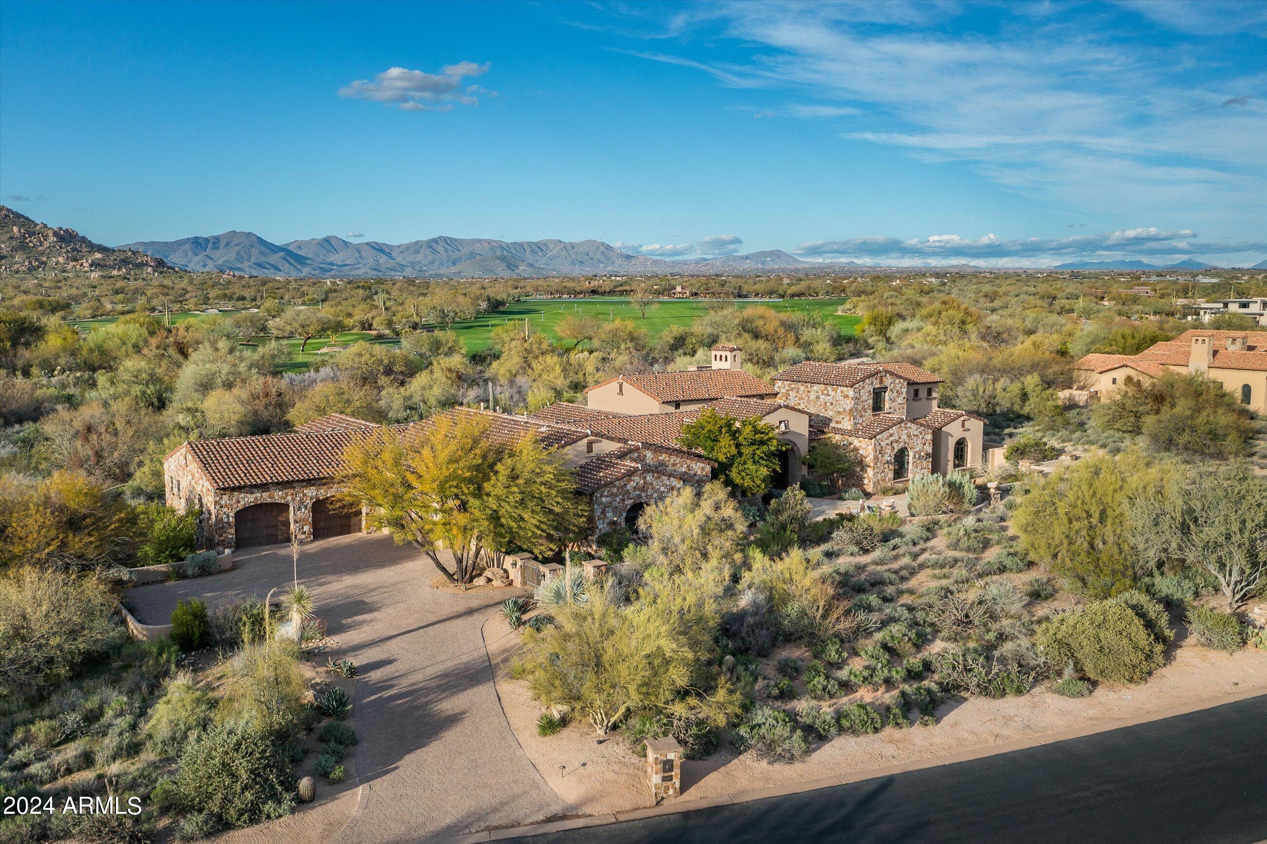 WHISPER ROCK - Residential