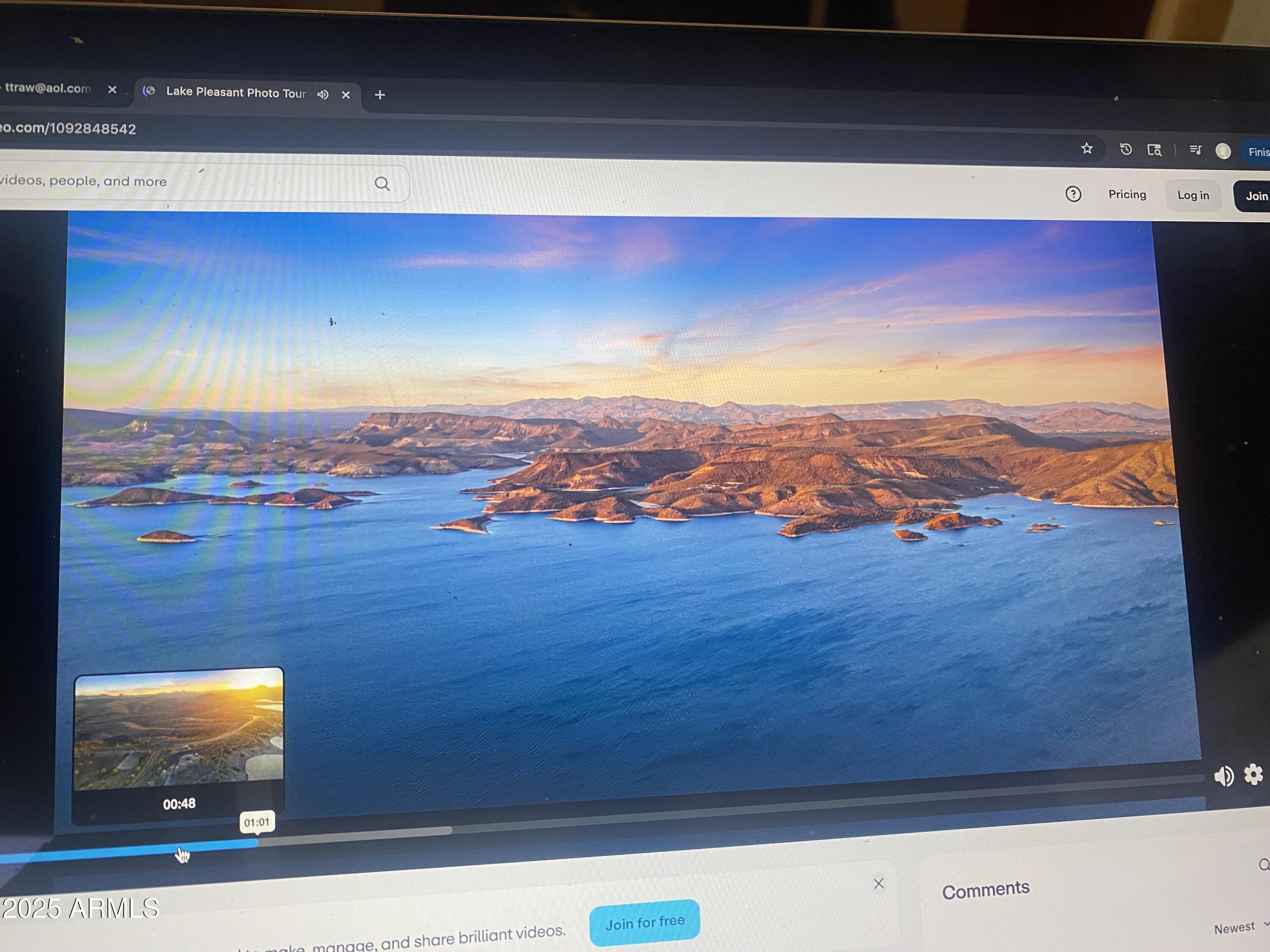 Main image without alt text