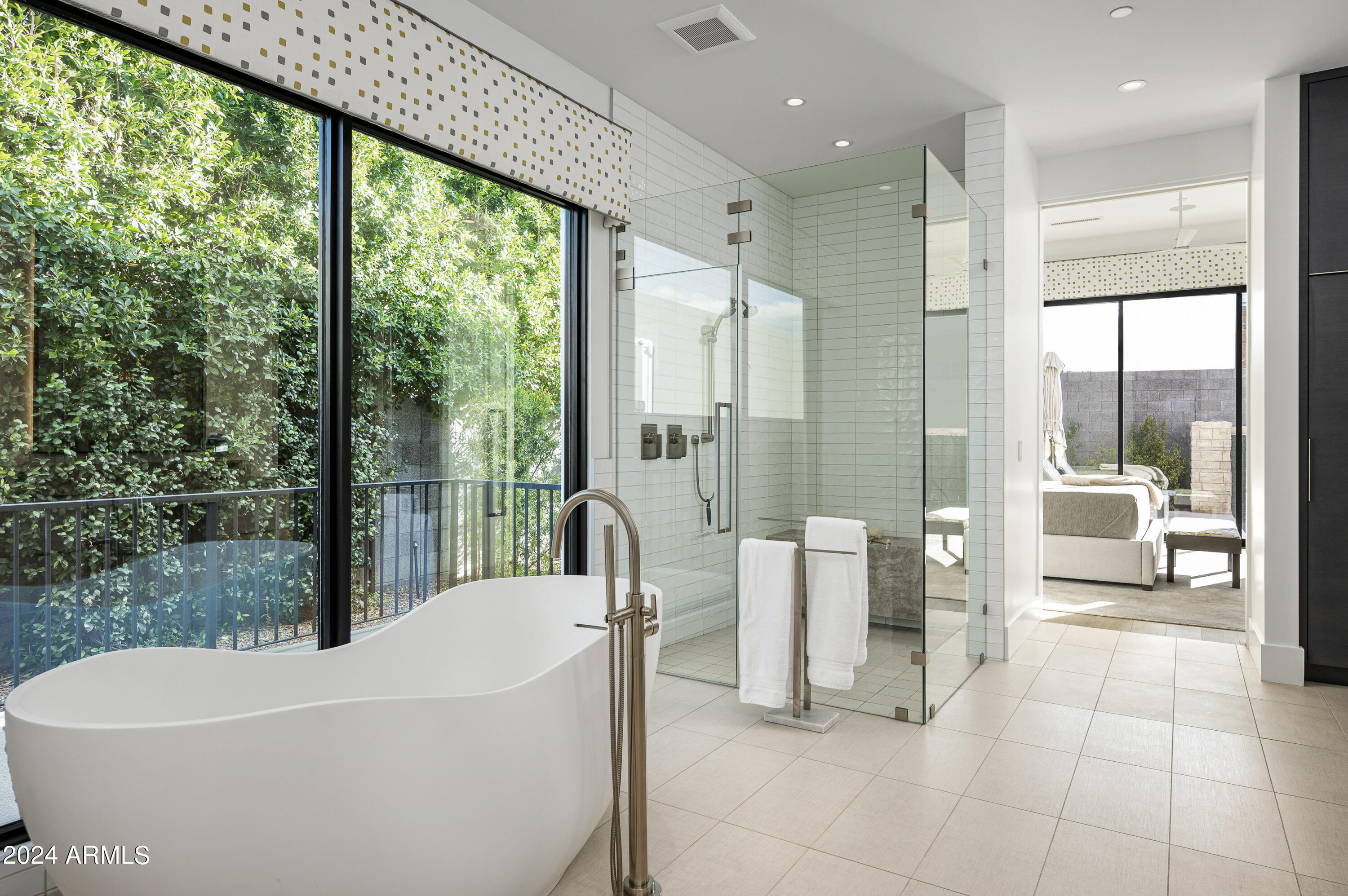 RITZ-CARLTON PARCEL B - Residential