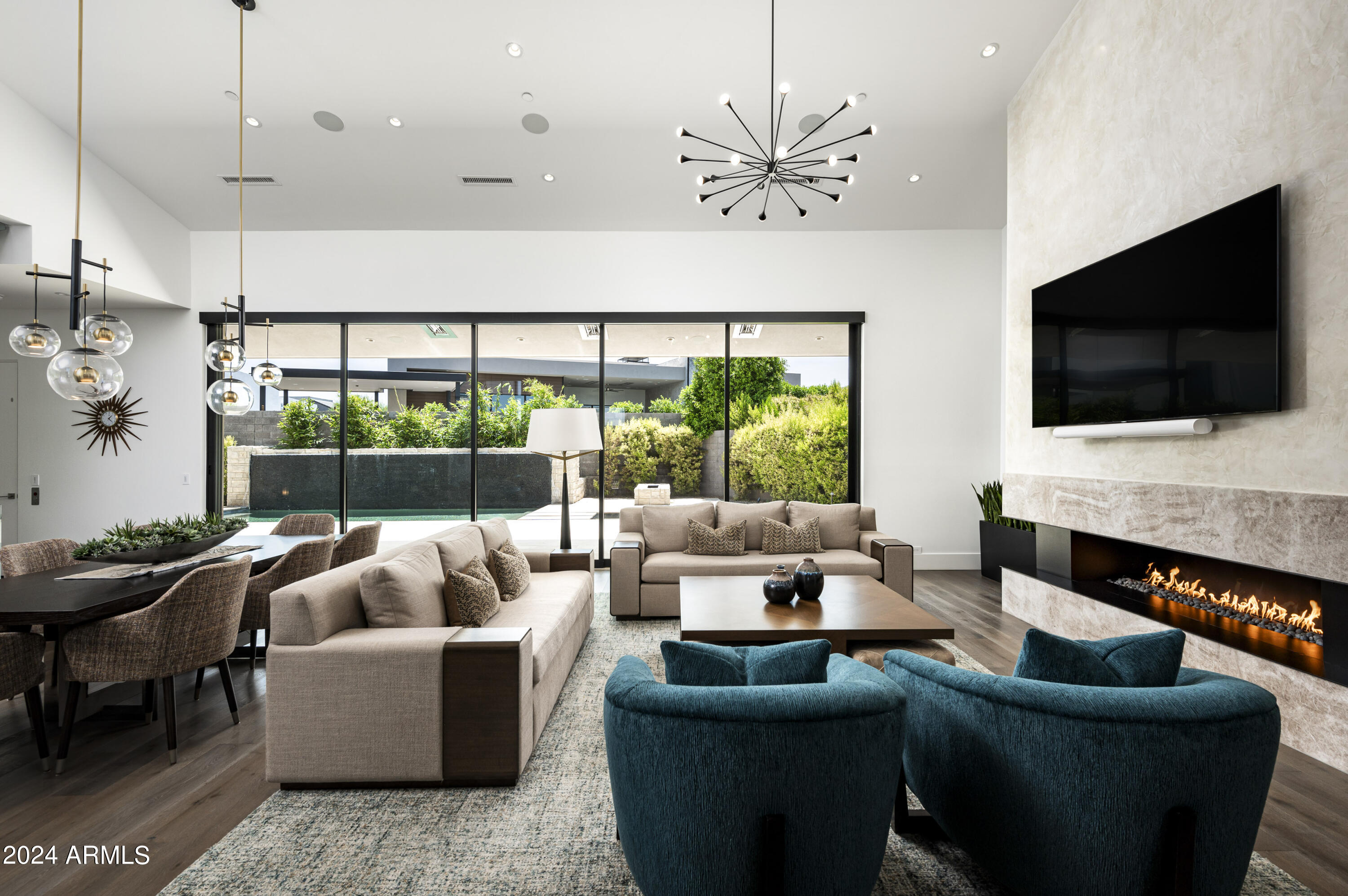RITZ-CARLTON PARCEL B - Residential