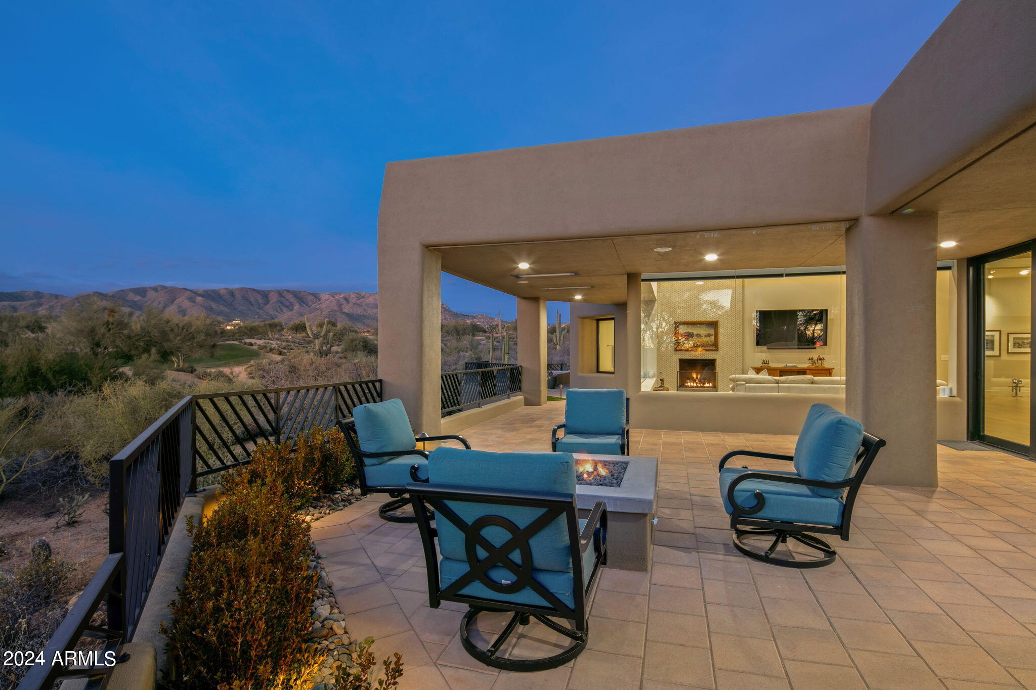 DESERT MOUNTAIN - Residential
