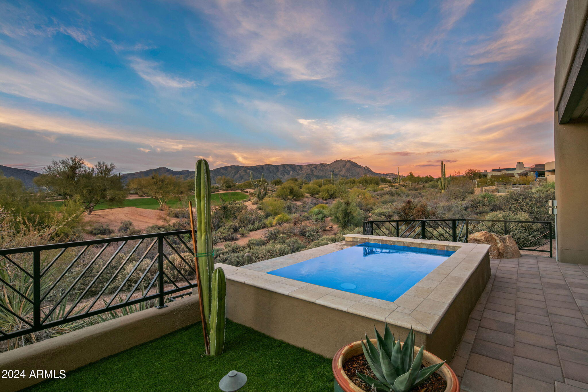 DESERT MOUNTAIN - Residential
