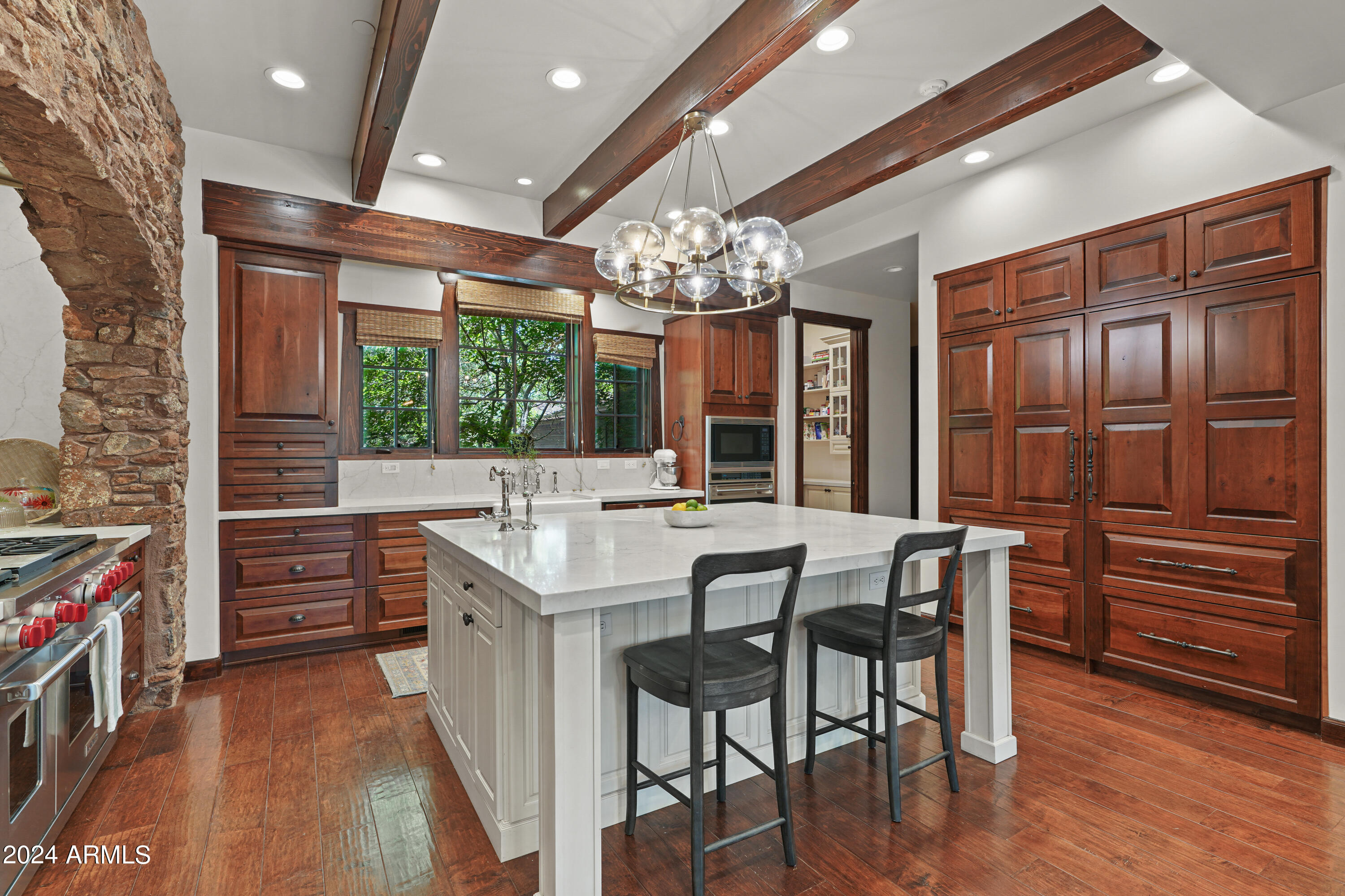Pine Canyon Estates - Residential