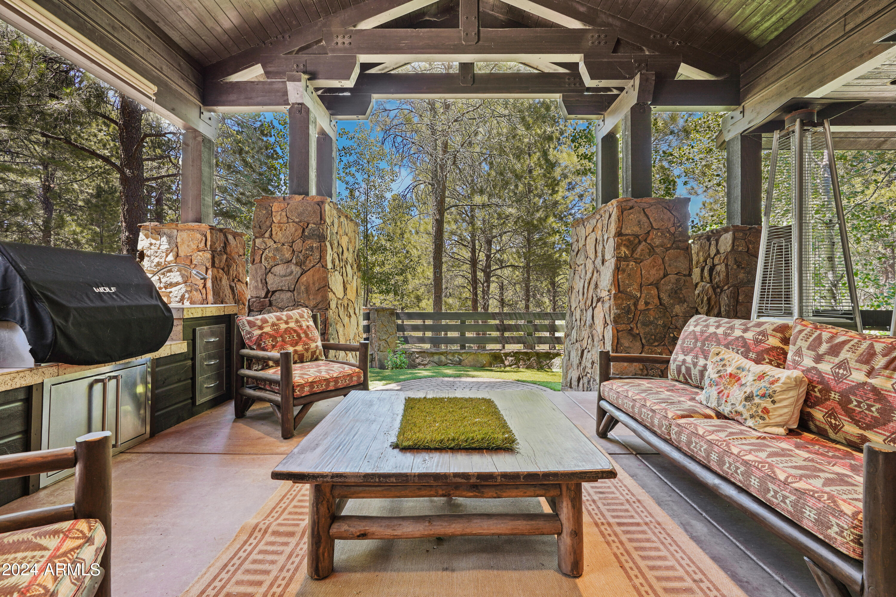 Pine Canyon Estates - Residential