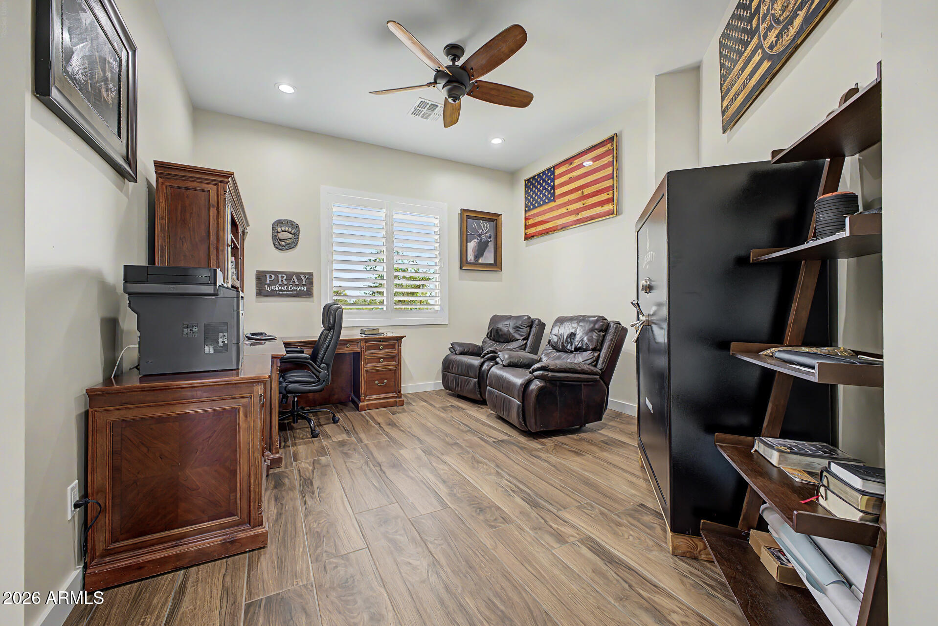 SAGUARO VIEW - Residential