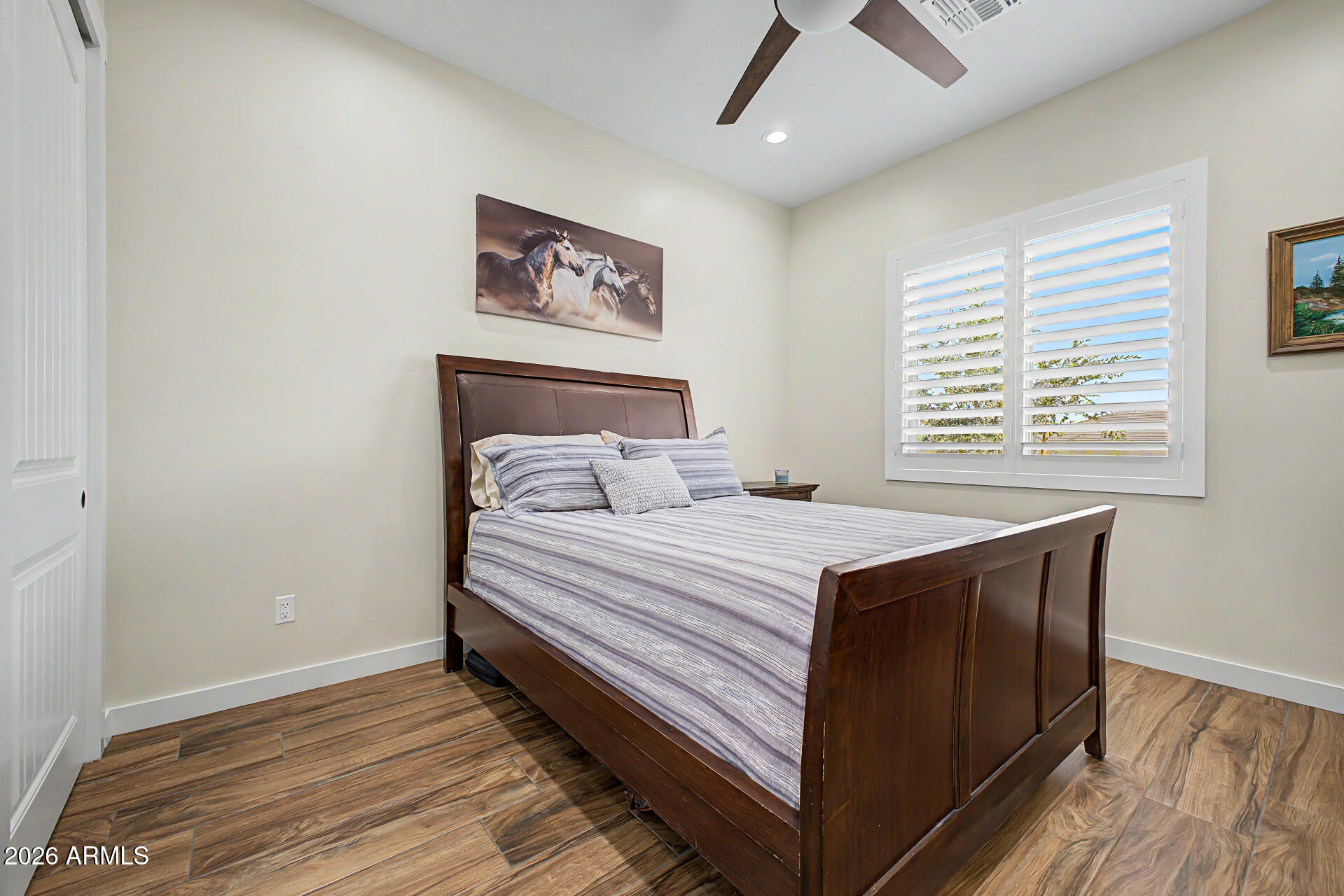 SAGUARO VIEW - Residential